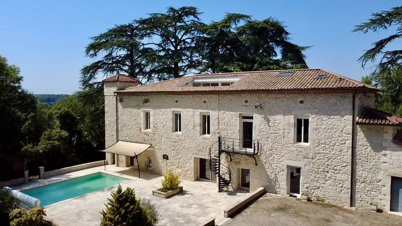 propriété 12 Pièces en vente sur AGEN (47000)