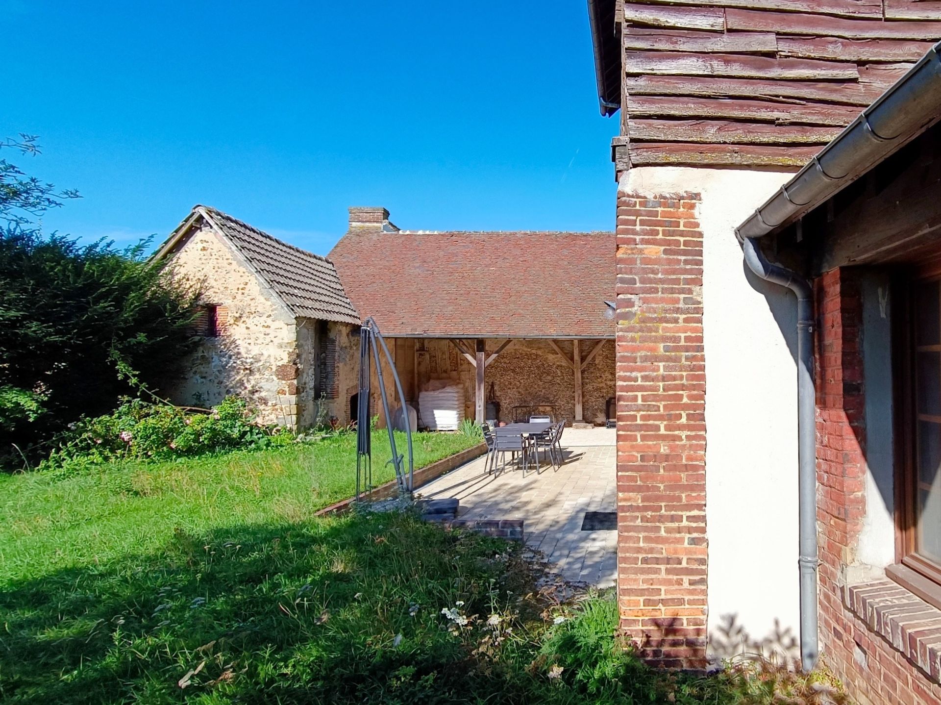 maison de ville 6 Pièces en vente sur VERNEUIL SUR AVRE (27130)