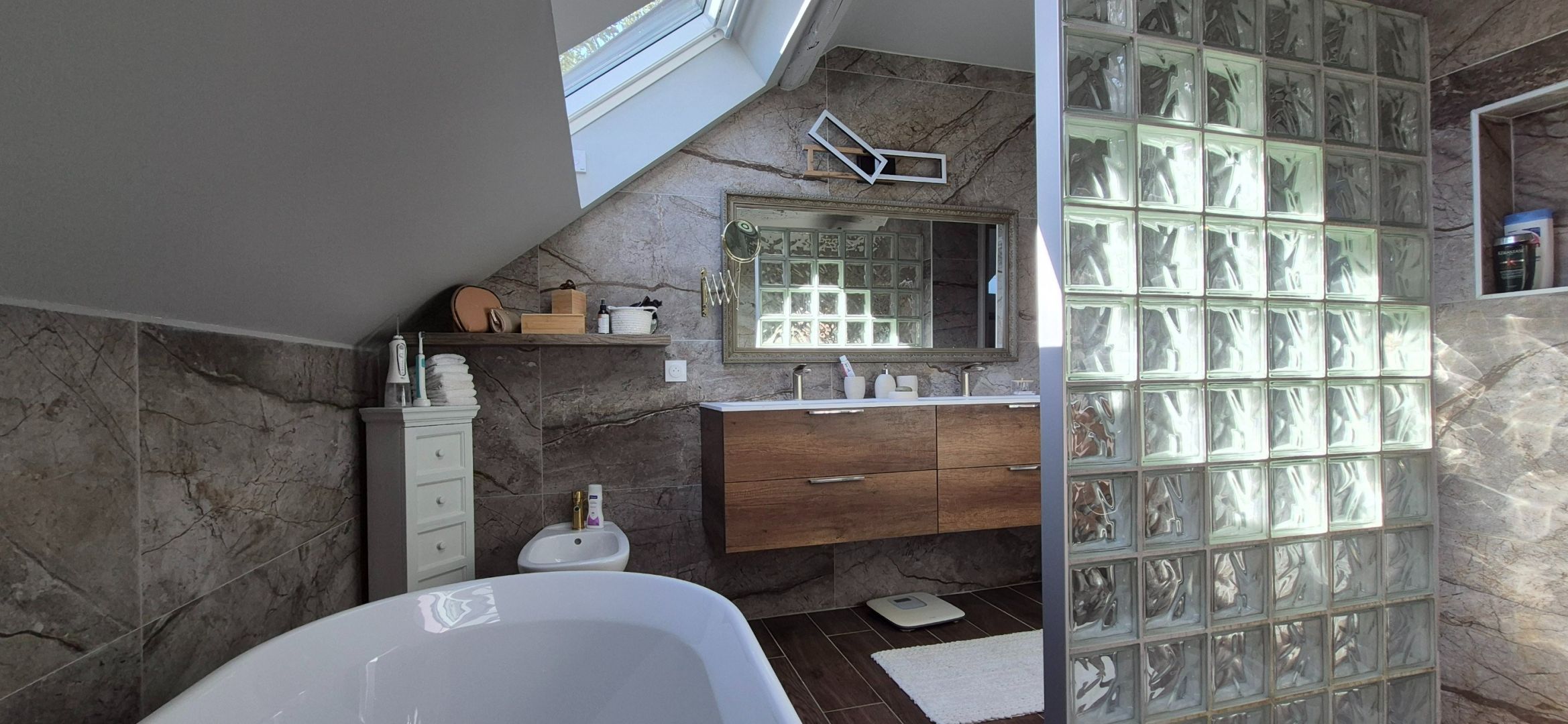 property 10 rooms for sale on ROQUECOR (82150)