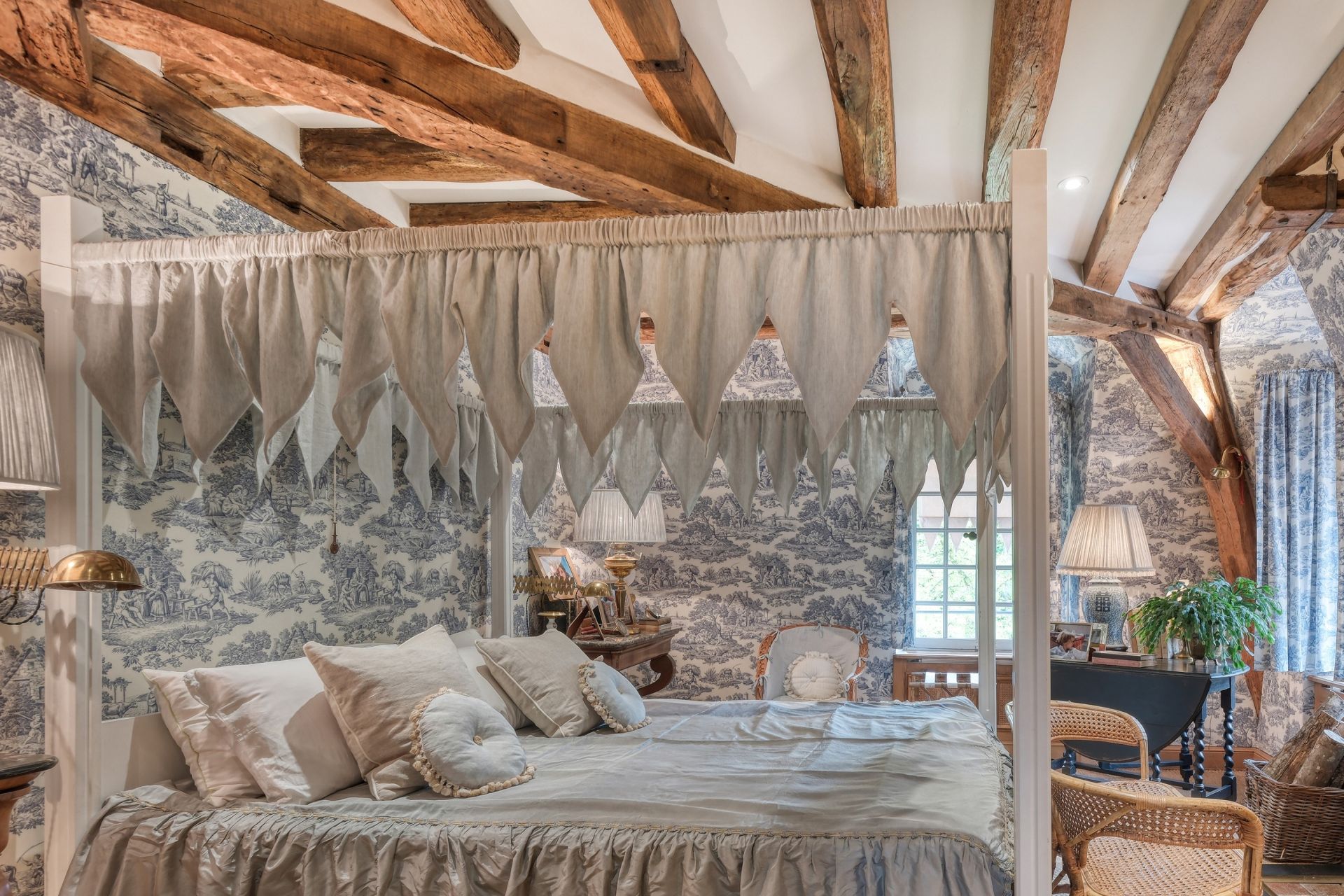manoir 17 Pièces en vente sur NOGENT LE ROI (28210)