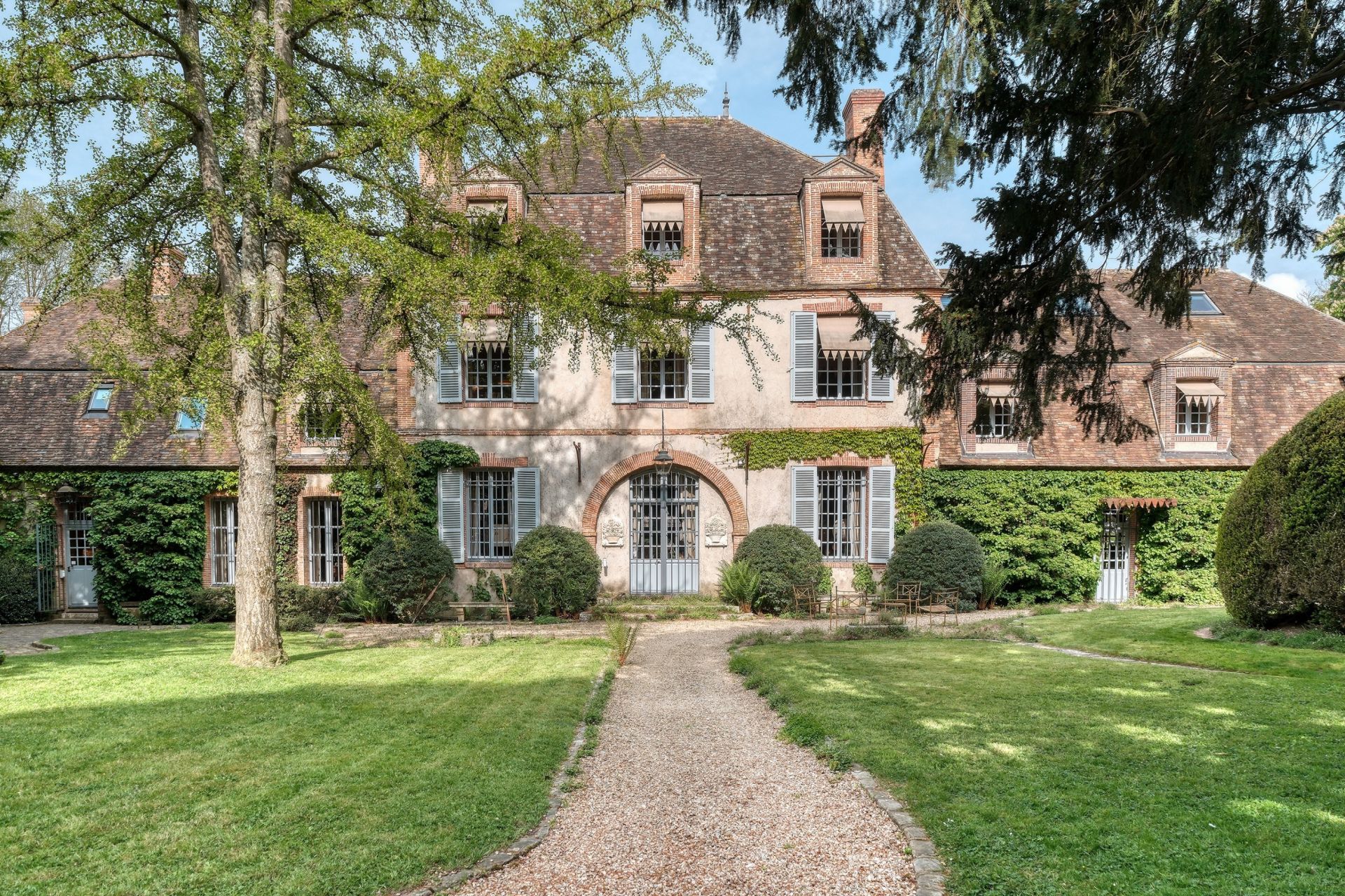 manor house 17 rooms for sale on NOGENT LE ROI (28210)