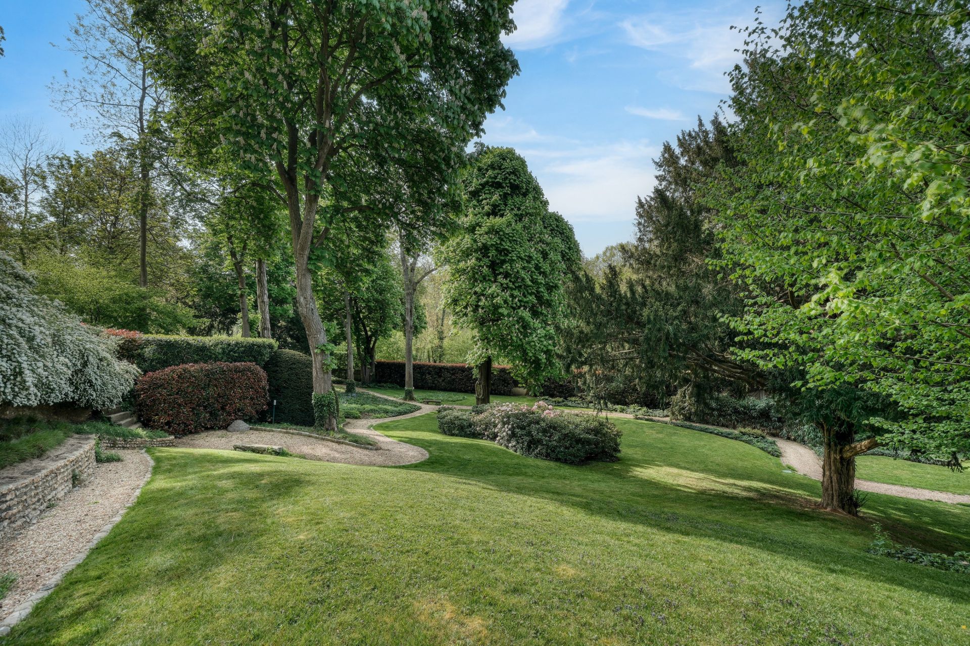 manoir 17 Pièces en vente sur NOGENT LE ROI (28210)