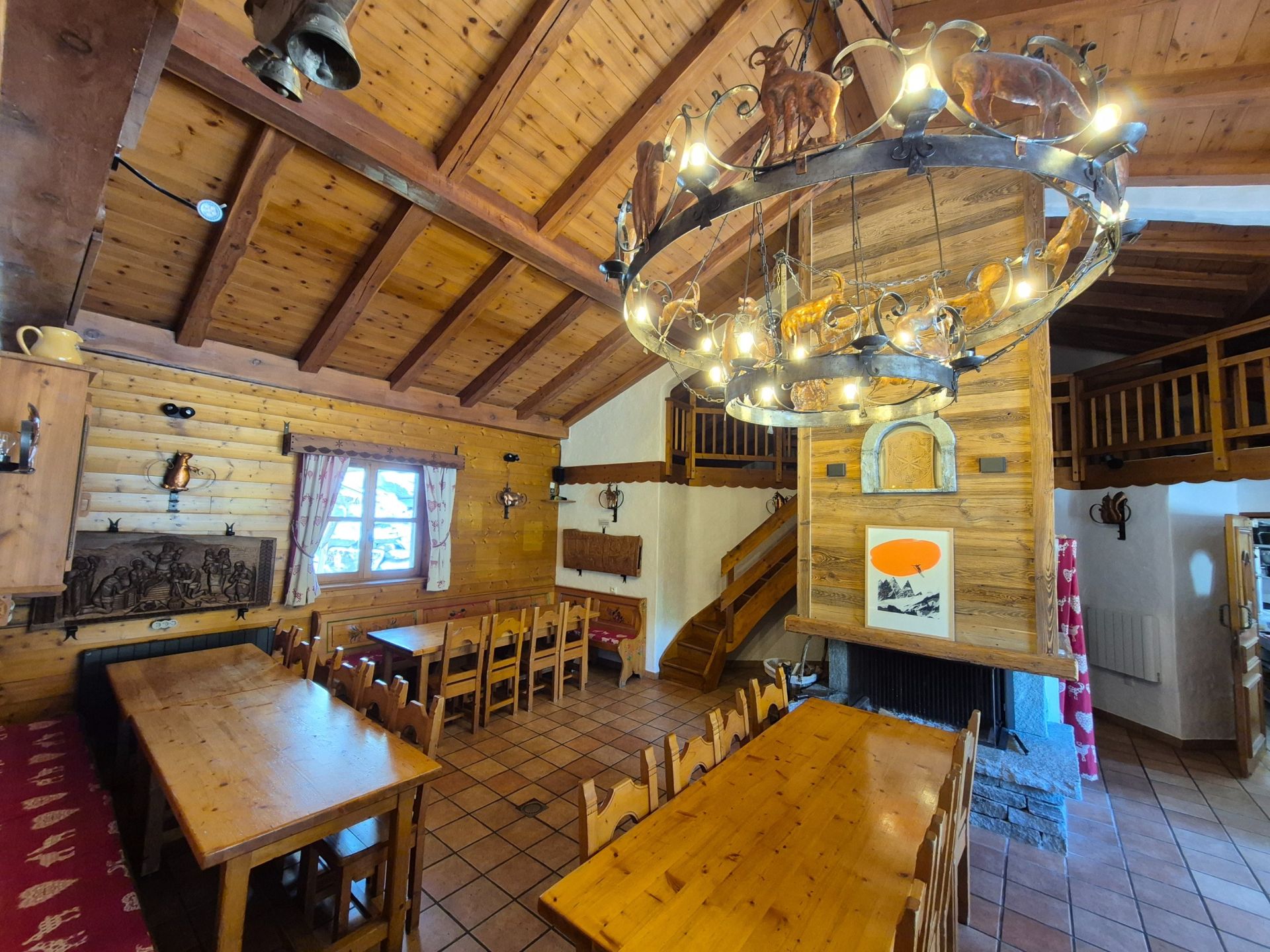 activity premises for sale on PRALOGNAN LA VANOISE (73710)