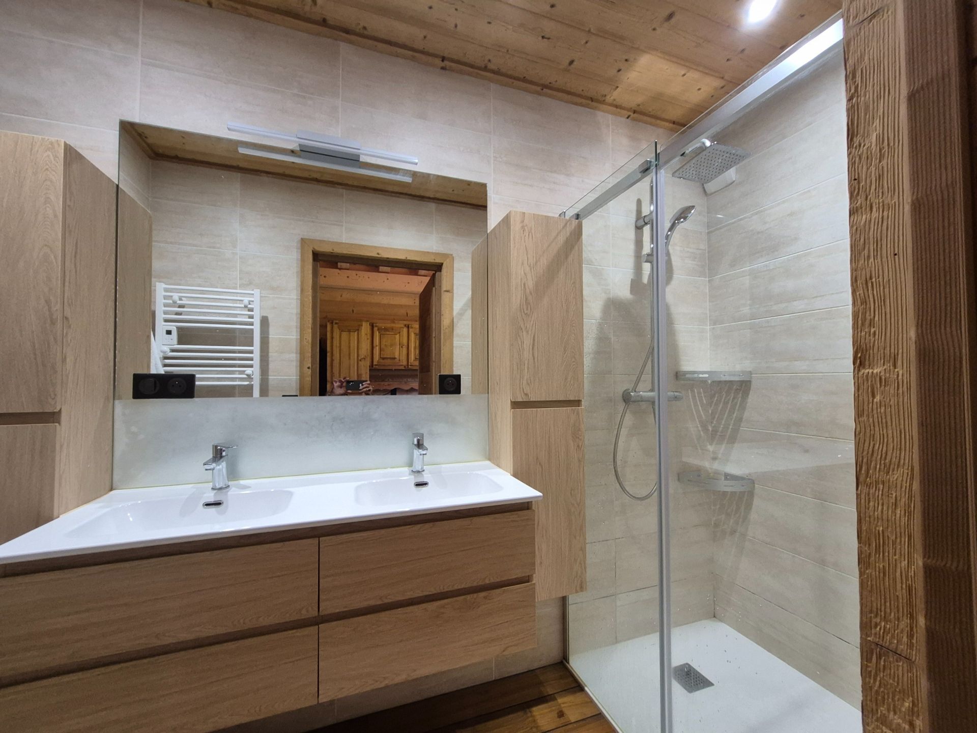 activity premises for sale on PRALOGNAN LA VANOISE (73710)