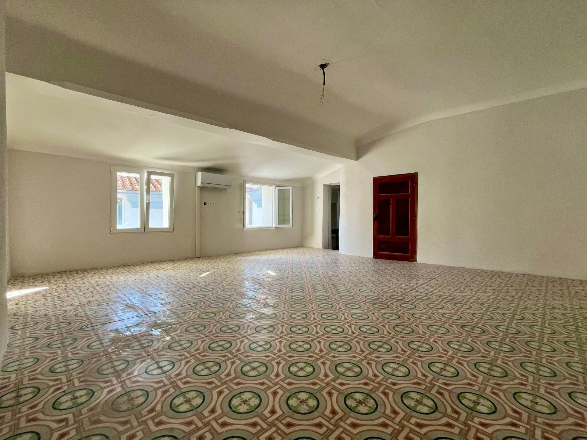 mansion 20 rooms for sale on ILLE SUR TET (66130)