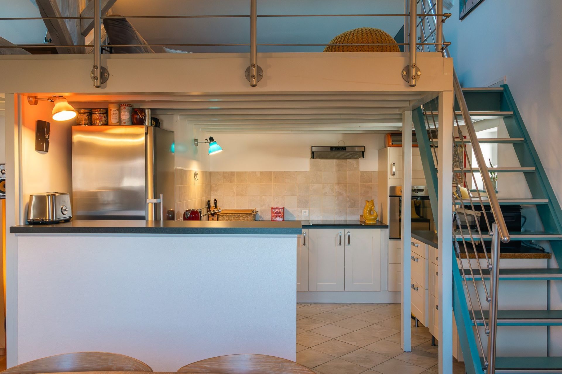 apartment 5 rooms for sale on LYON (69007)