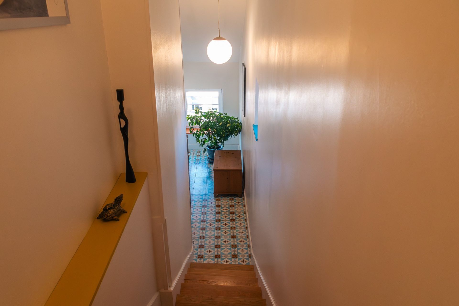 apartment 5 rooms for sale on LYON (69007)