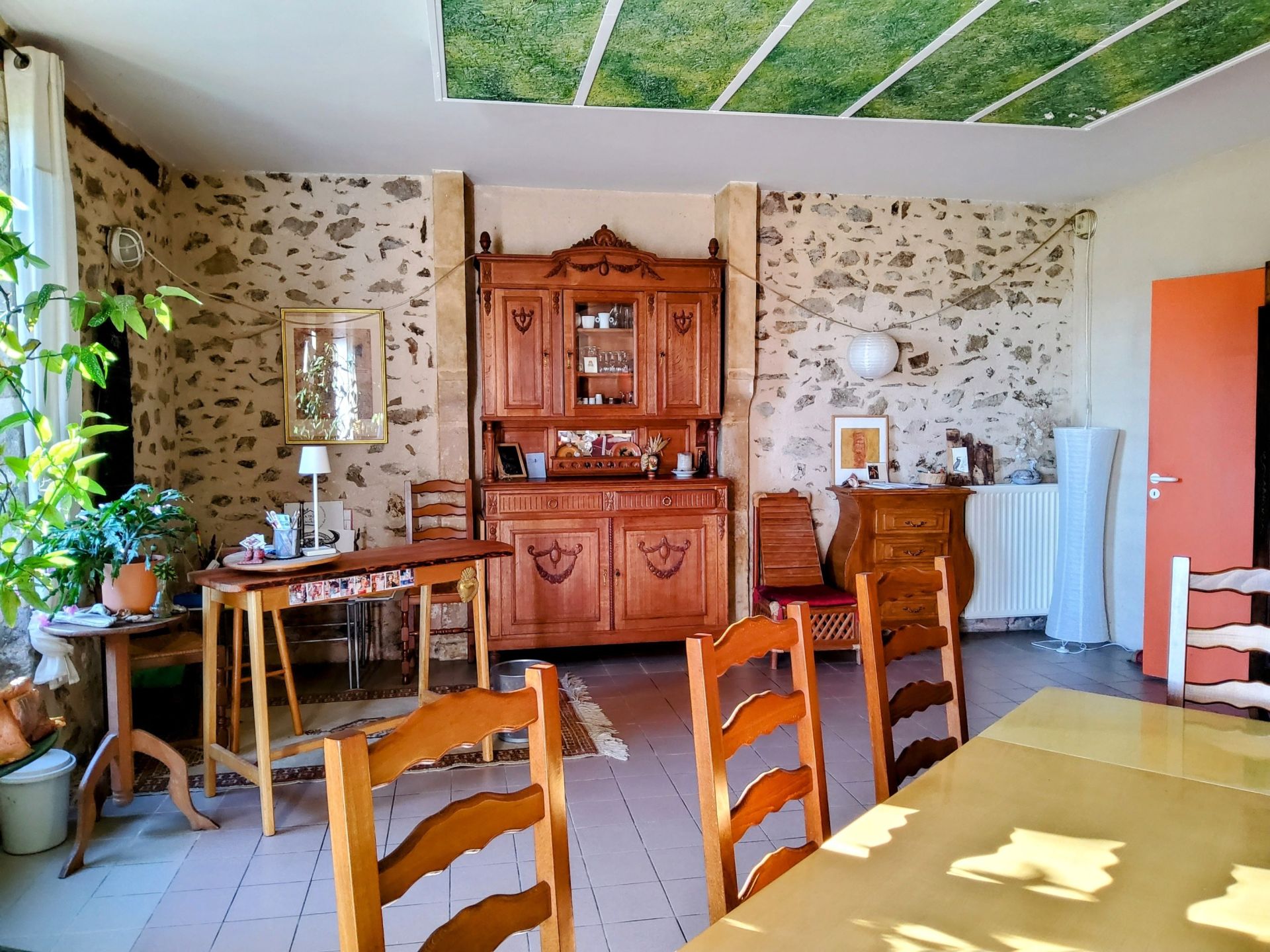 maison 9 Pièces en vente sur ST QUENTIN SUR CHARENTE (16150)