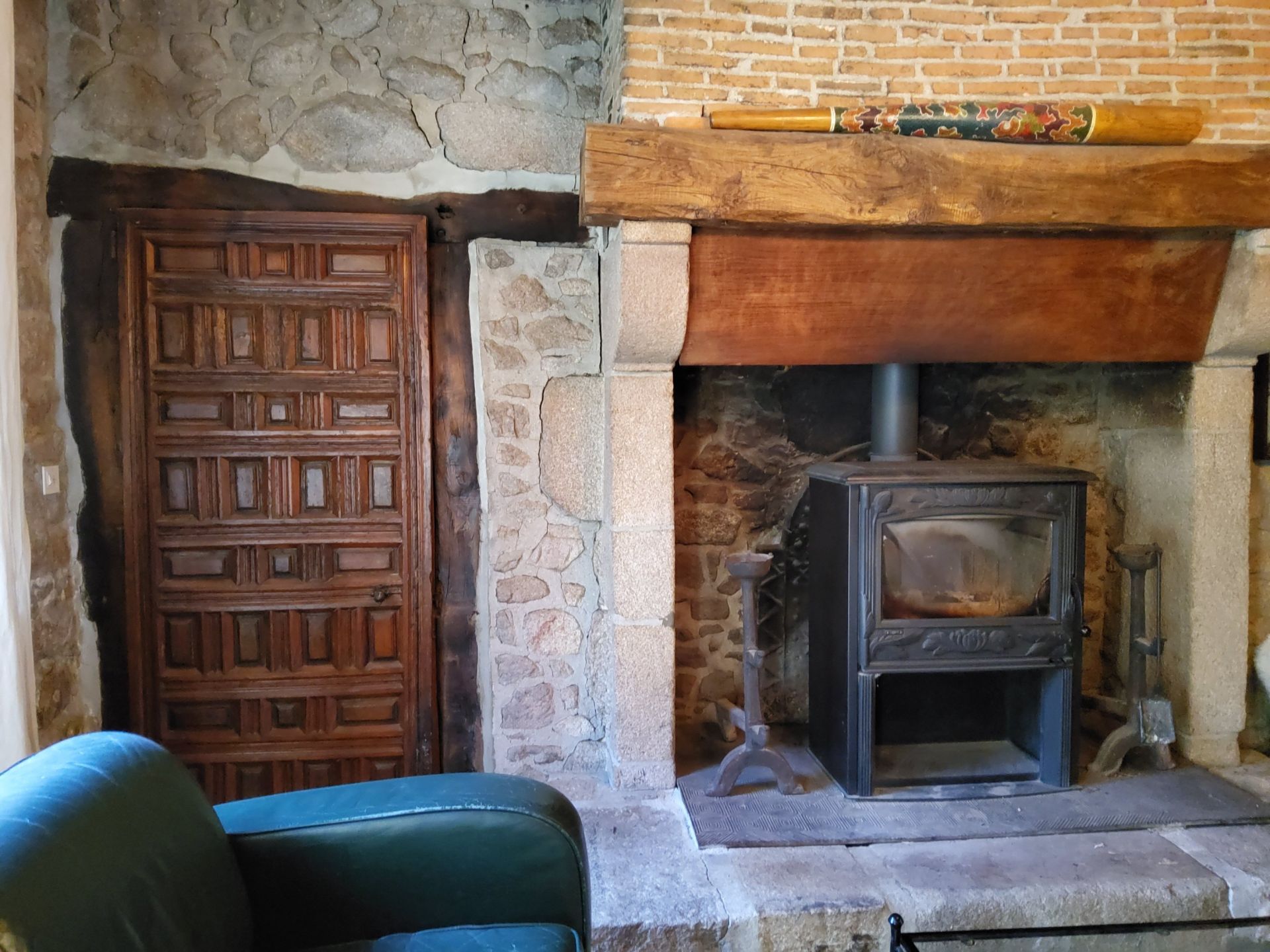 moulin 15 Pièces en vente sur LA CHAPELLE MONTBRANDEIX (87440)