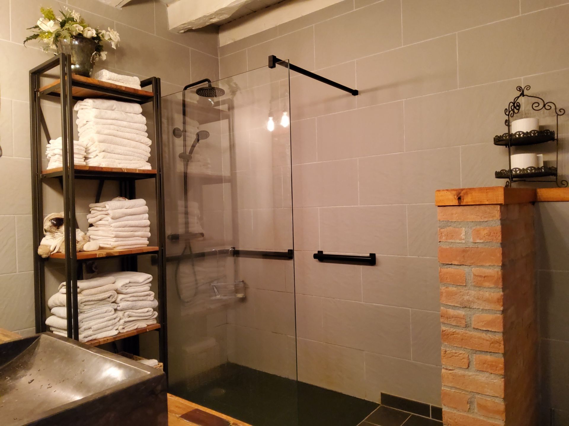 moulin 15 Pièces en vente sur LA CHAPELLE MONTBRANDEIX (87440)