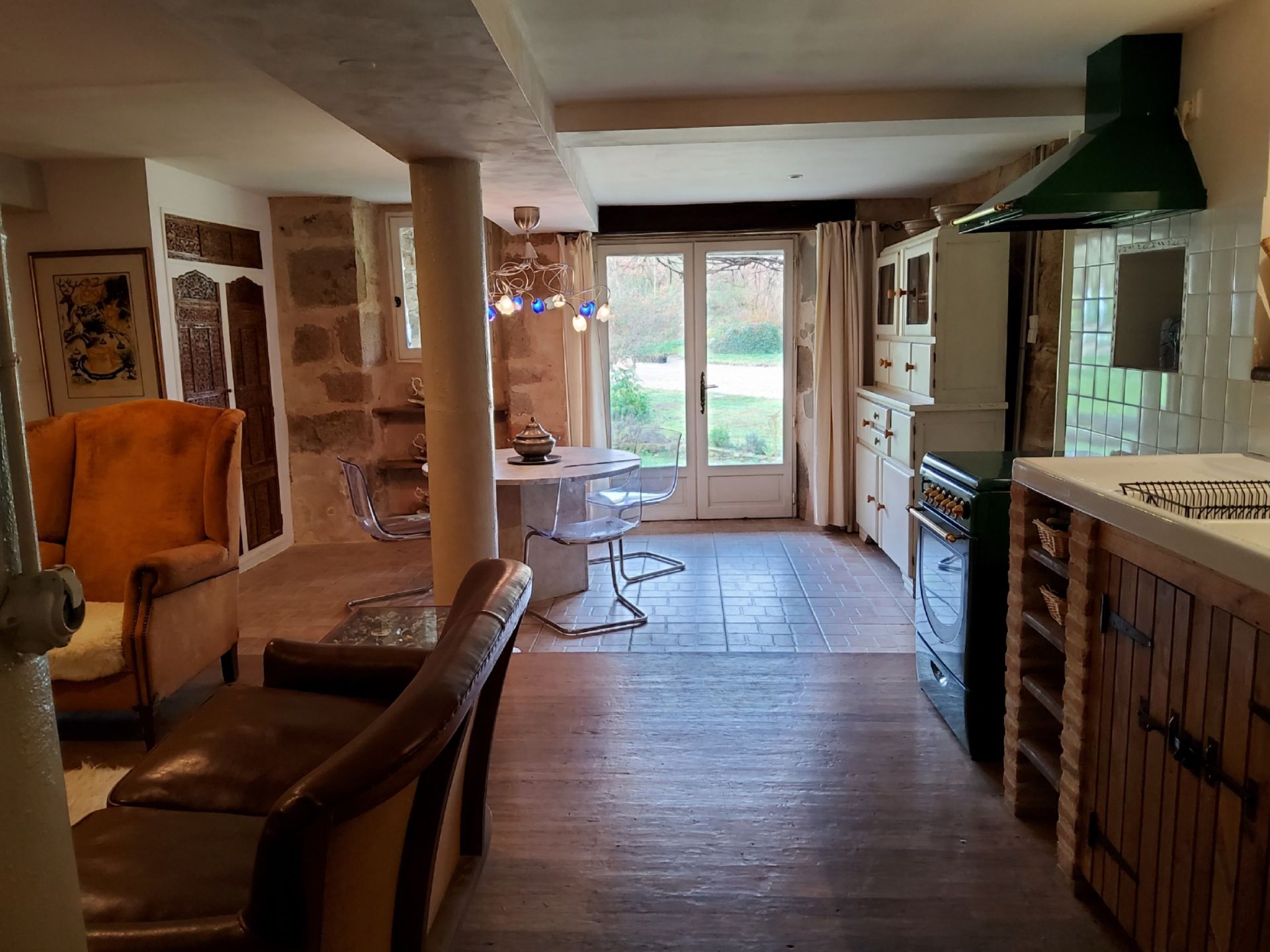 moulin 15 Pièces en vente sur LA CHAPELLE MONTBRANDEIX (87440)