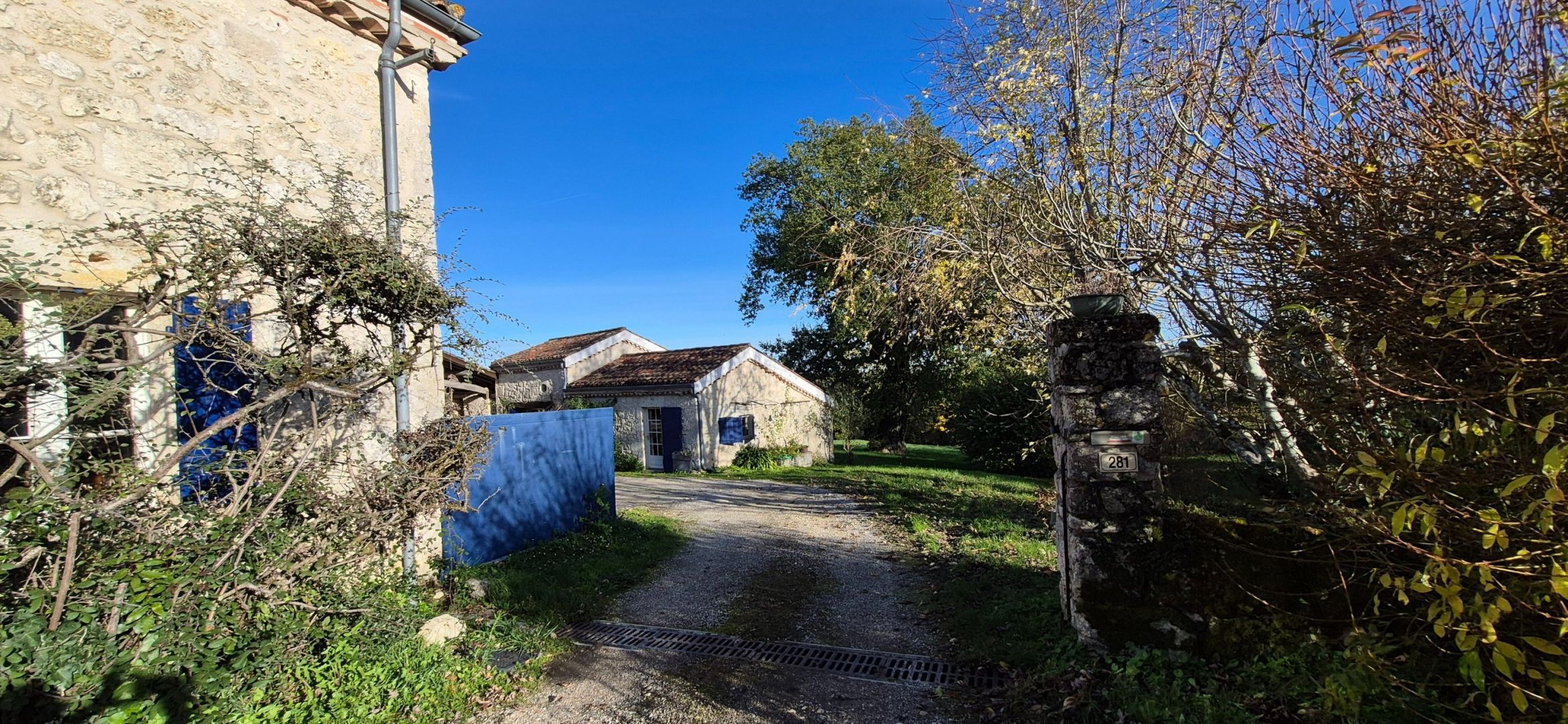 house 9 rooms for sale on ALLEZ ET CAZENEUVE (47110)