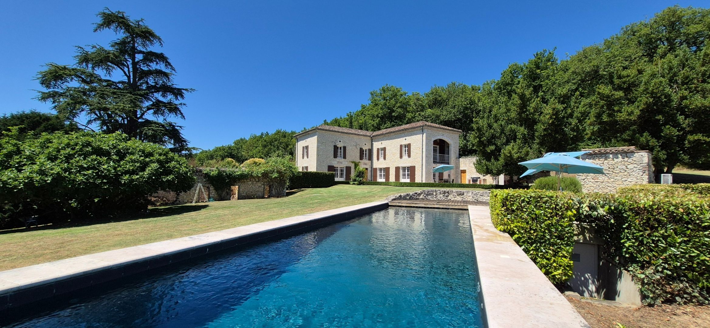 house 9 rooms for sale on BRASSAC (82190)