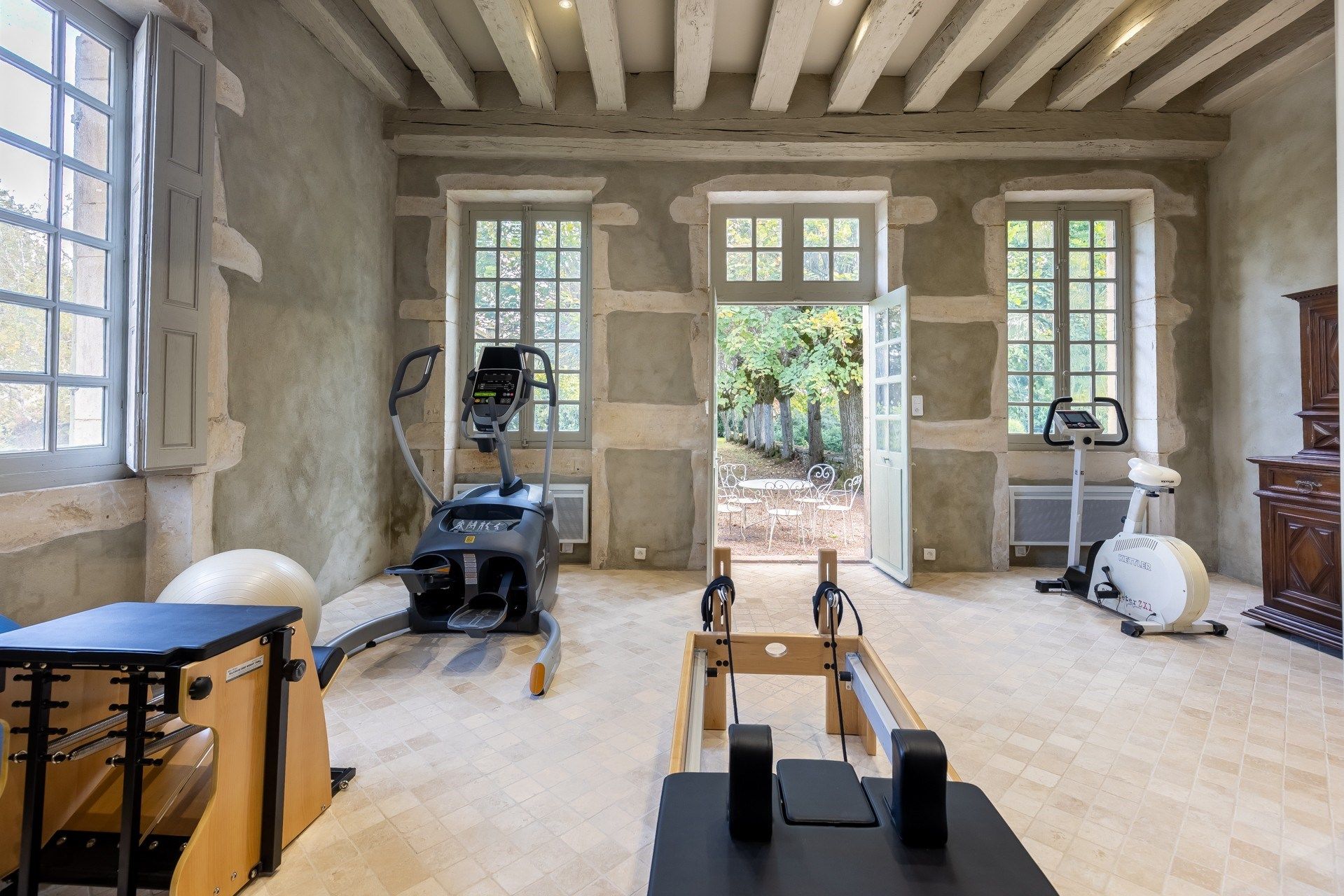 maison bourgeoise 15 Pièces en vente sur GIVRY (71640)