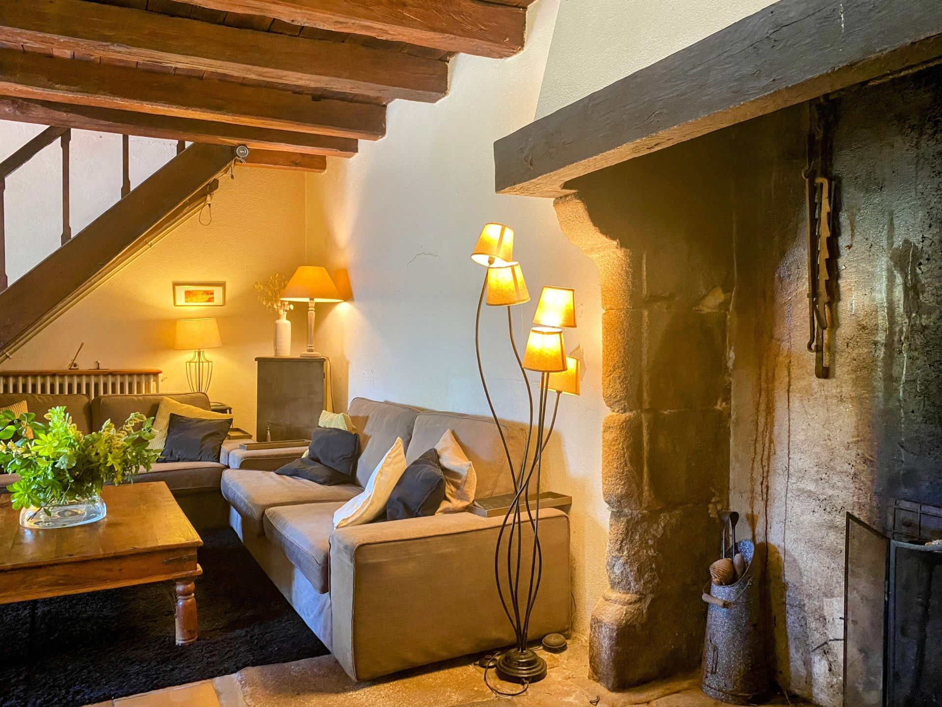 propriété 7 Pièces en vente sur LES CARS (87230)