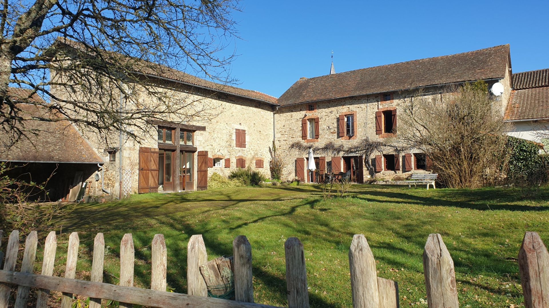 Vente Propriété 7&nbsp;Pièces 226&nbsp;m² Les Cars