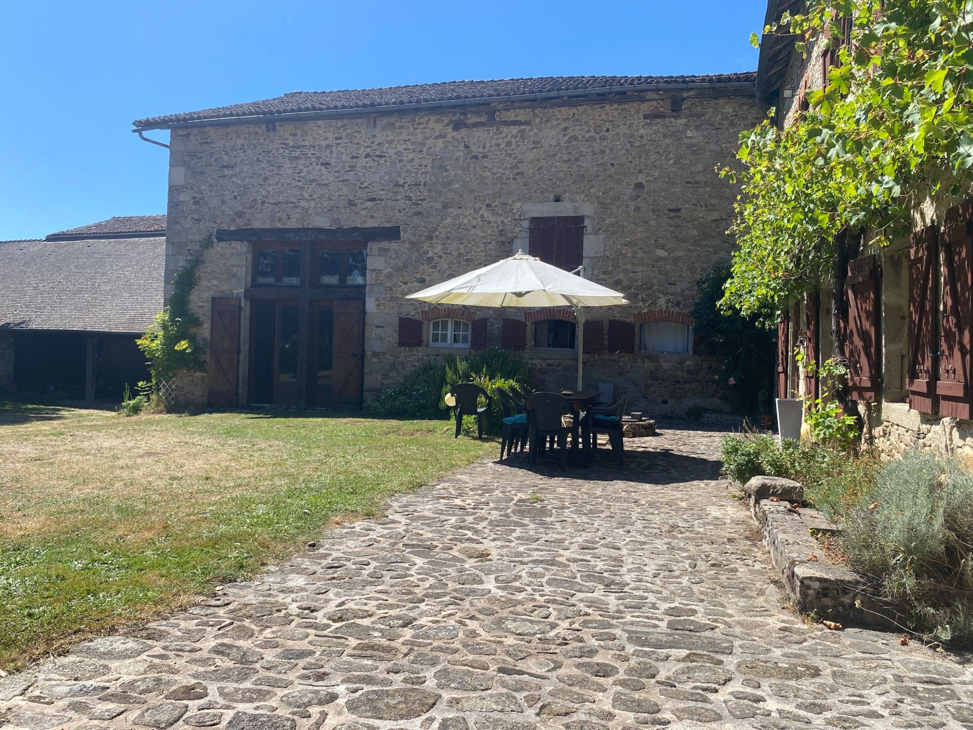 Vente Propriété 7&nbsp;Pièces 226&nbsp;m² Les Cars