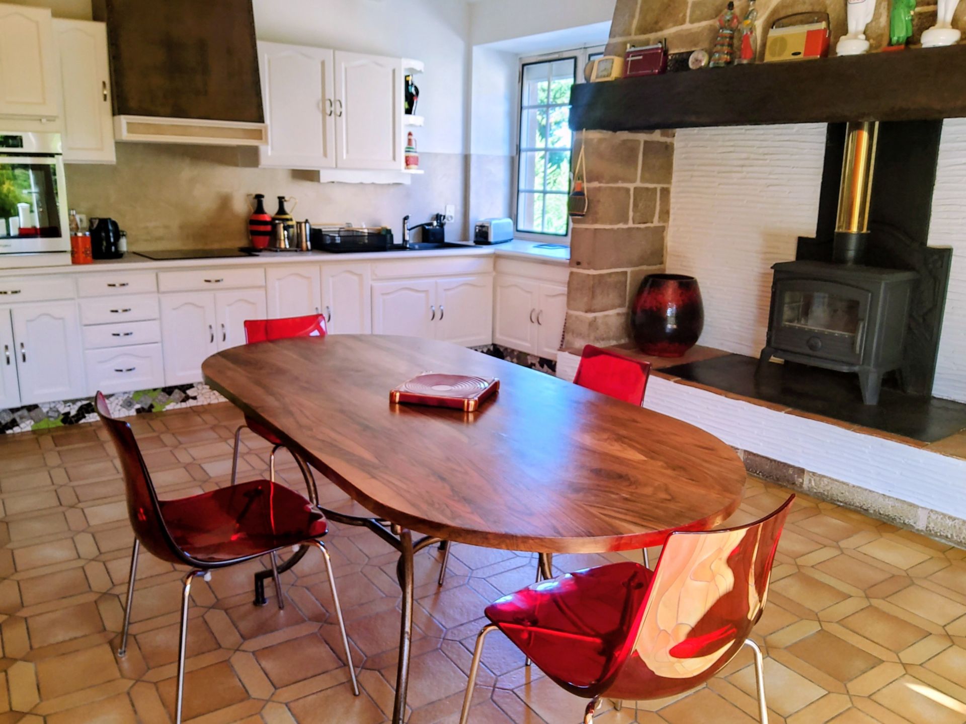 maison 8 Pièces en vente sur BRIGNAC LA PLAINE (19310)