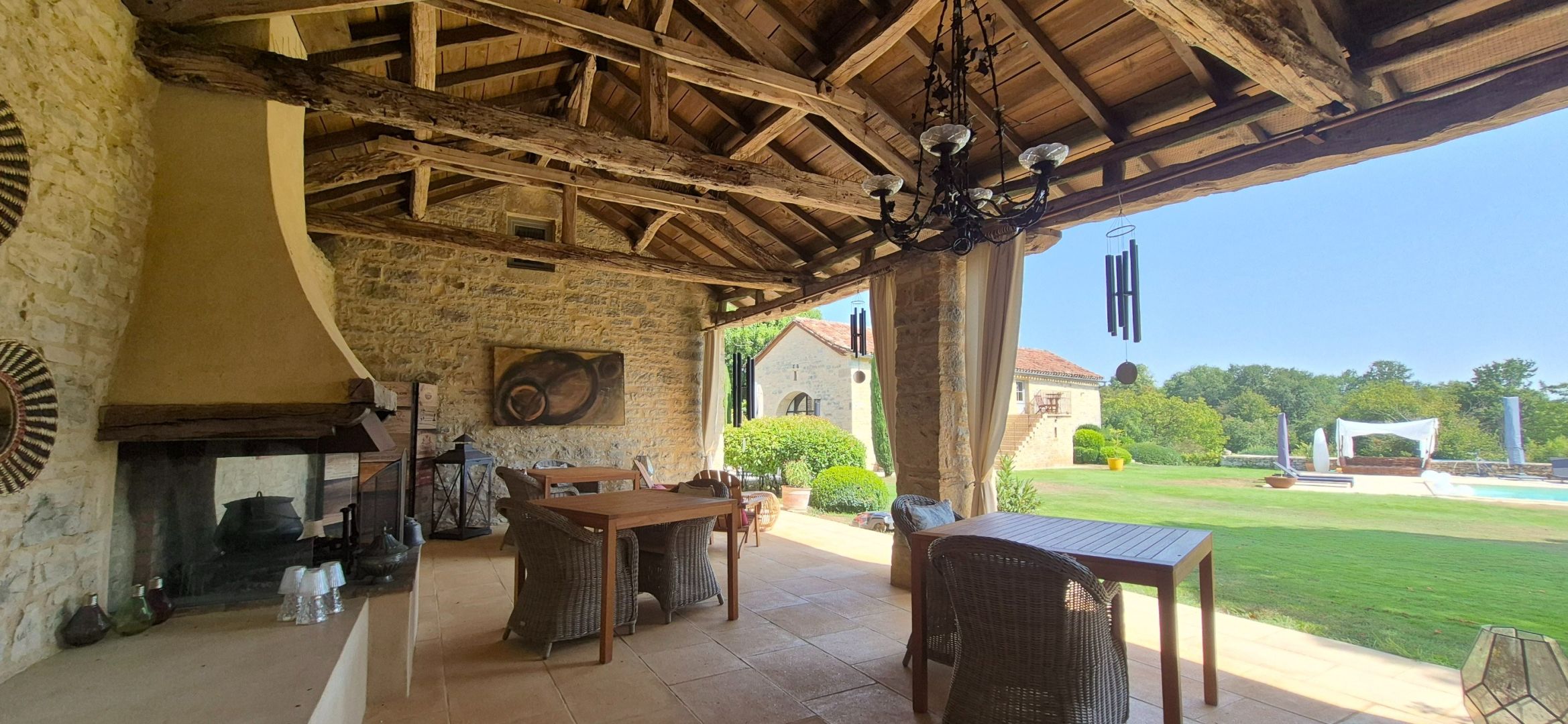 maison 14 Pièces en vente sur CAYLUS (82160)