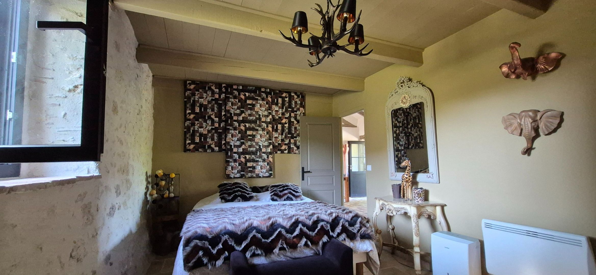 property 10 rooms for sale on ROQUECOR (82150)