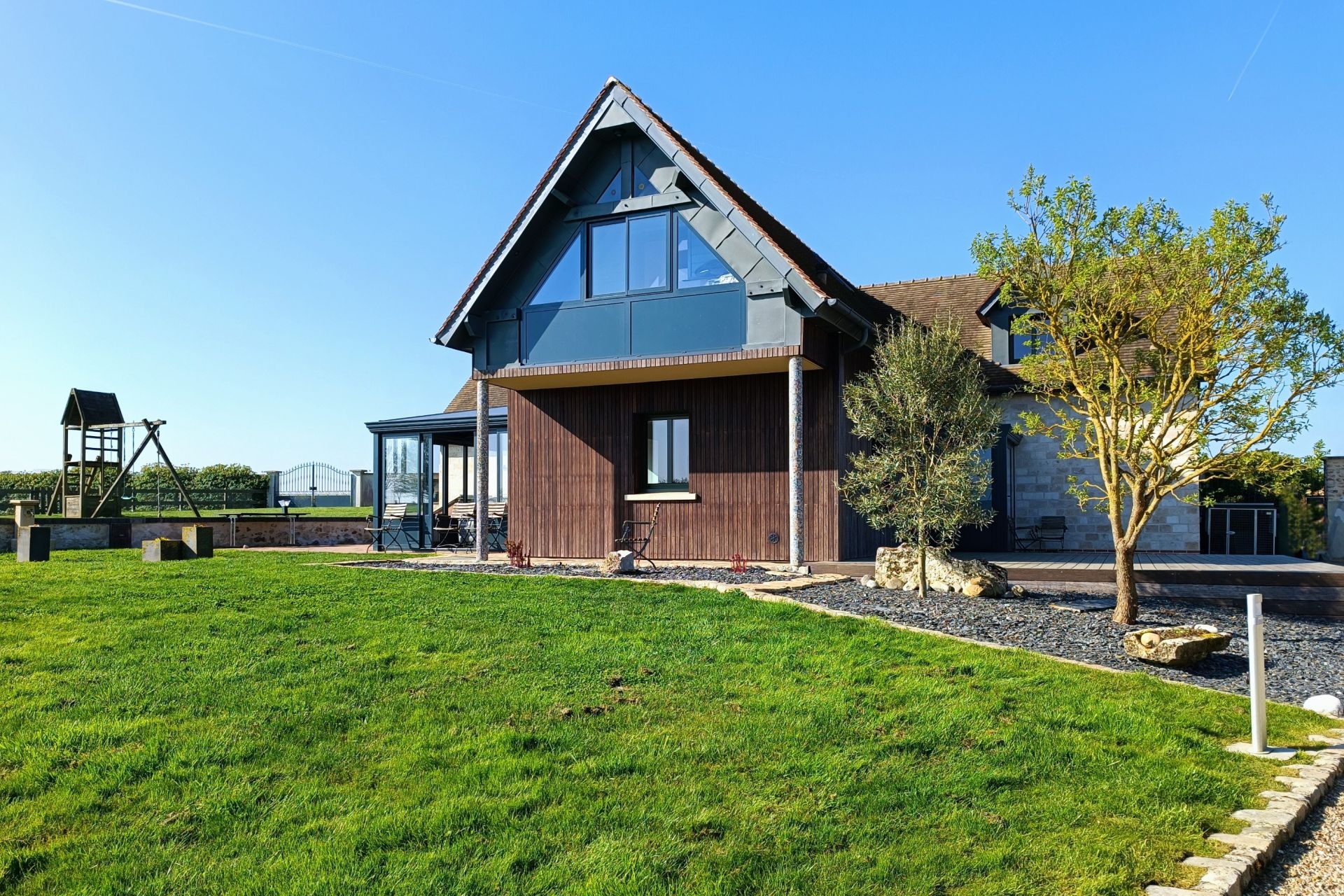 maison 8 Pièces en vente sur HOUDAN (78550)