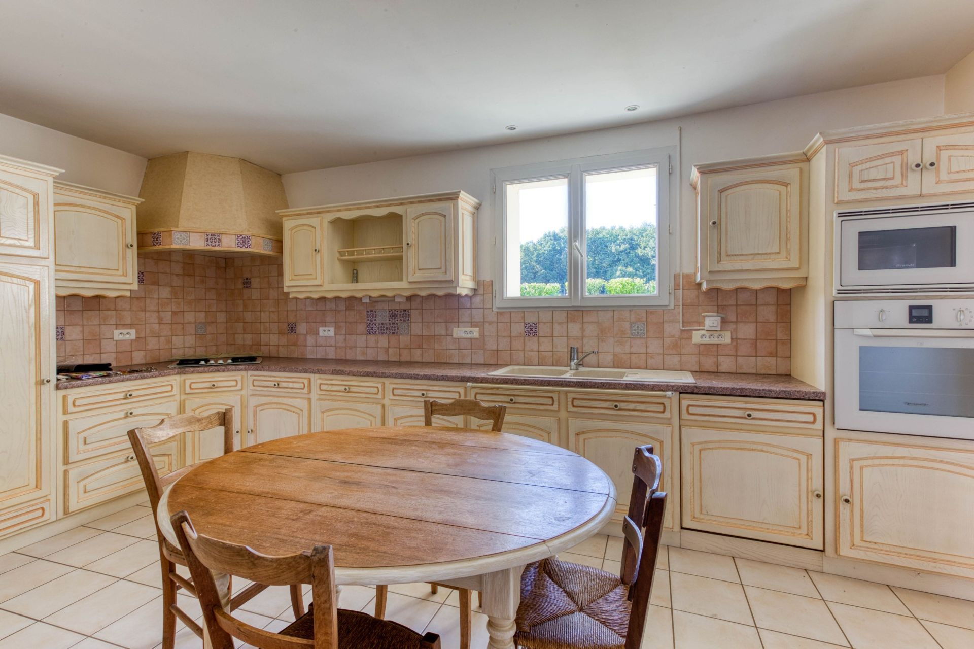 maison 6 Pièces en vente sur AVY (17800)