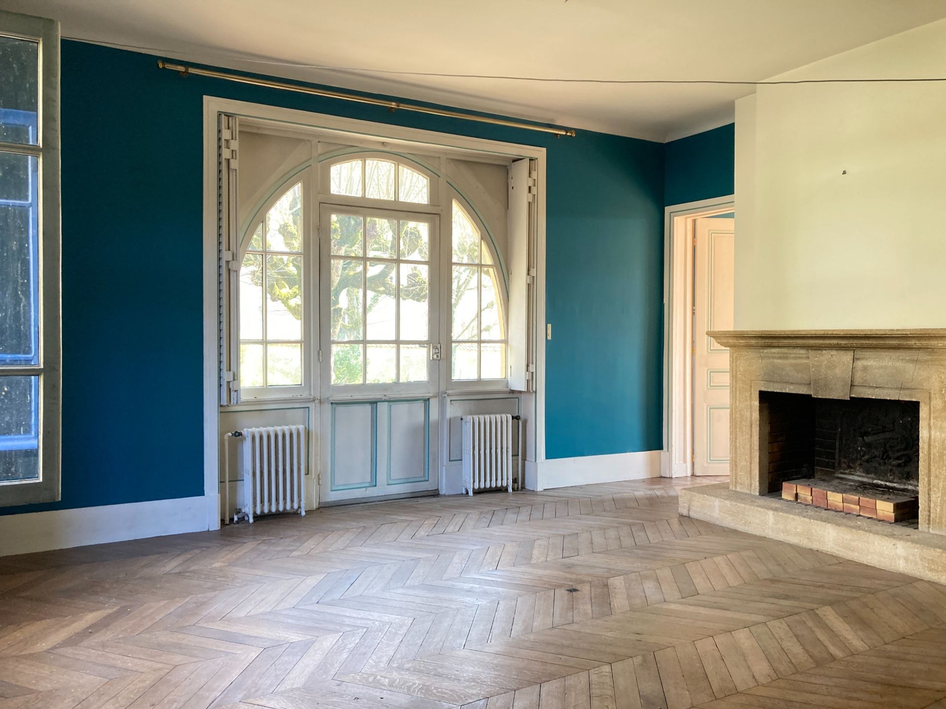 maison de maître 9 Pièces en vente sur COUILLY PONT AUX DAMES (77860)