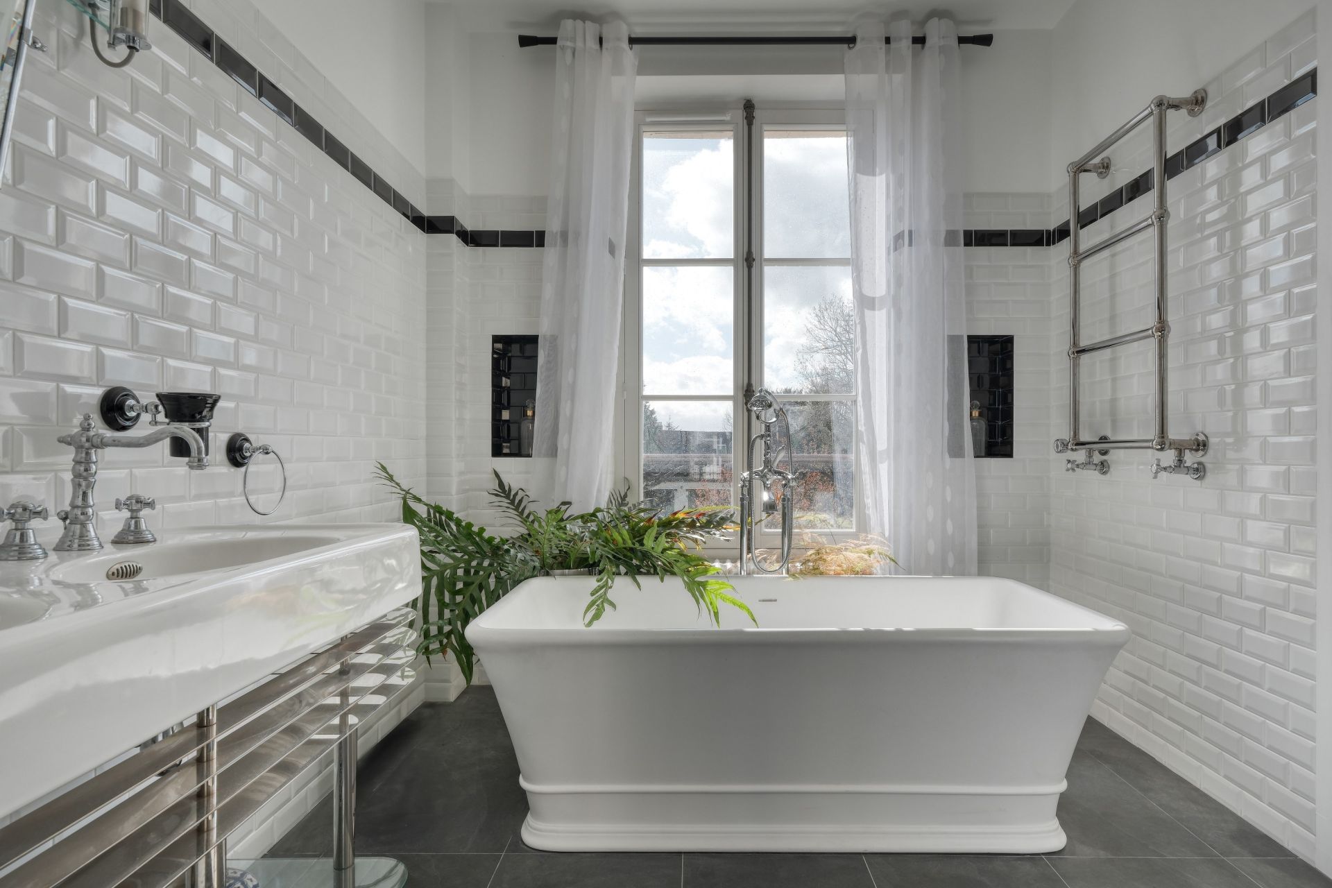 château 14 Pièces en vente sur HOUDAN (78550)