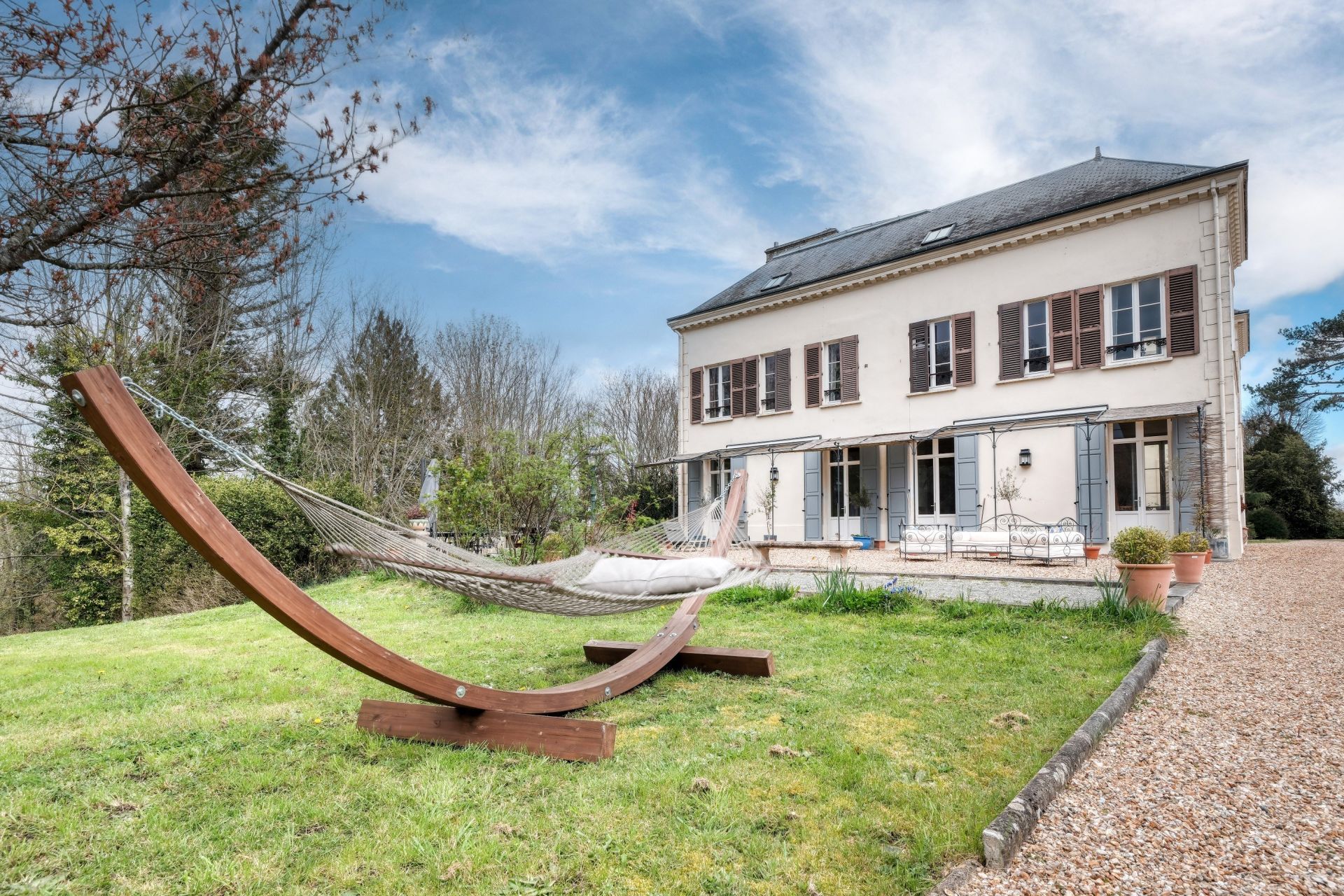 château 14 Pièces en vente sur HOUDAN (78550)