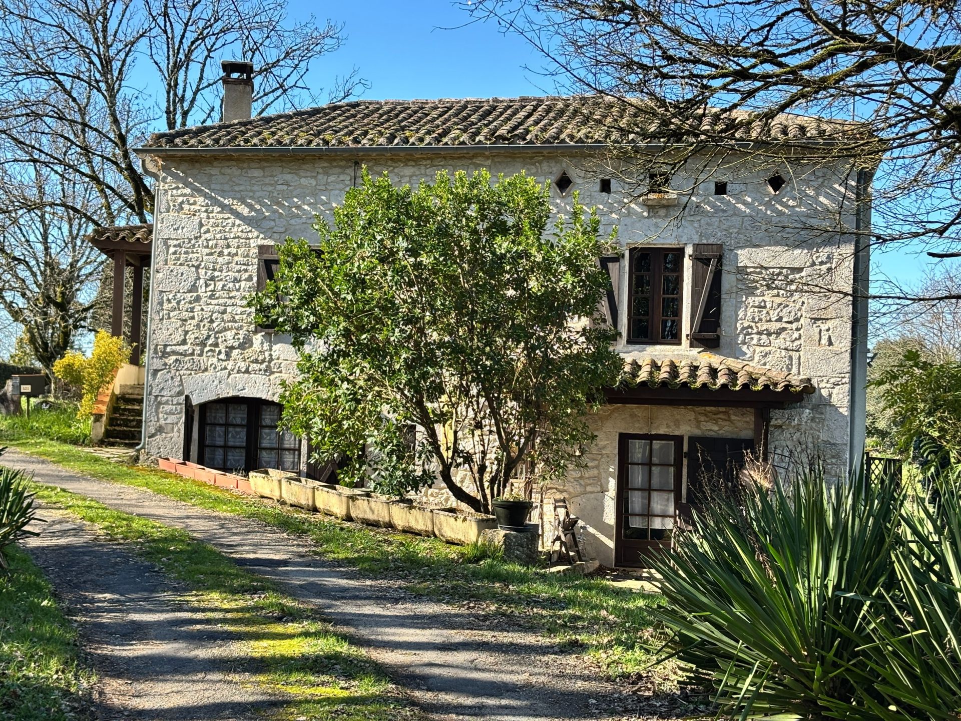 maison 9 Pièces en vente sur MONTAIGU DE QUERCY (82150)