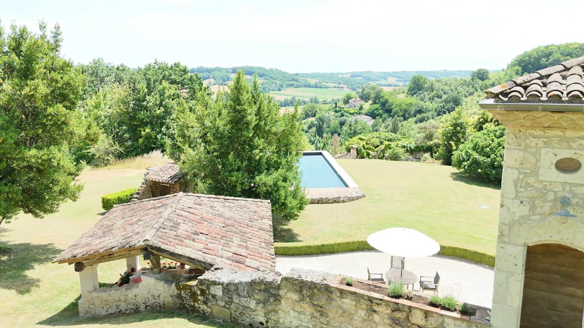 house 9 rooms for sale on BRASSAC (82190)