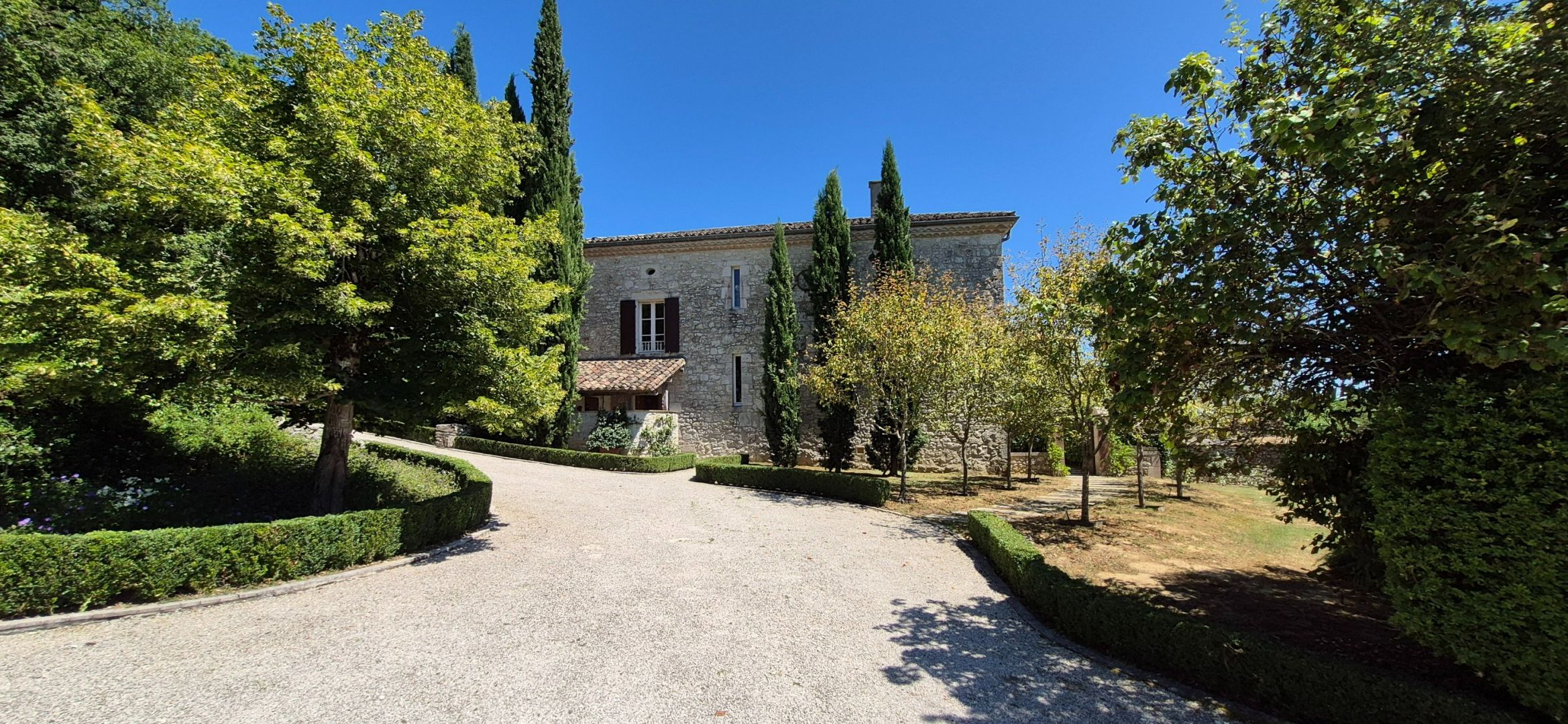maison 9 Pièces en vente sur BRASSAC (82190)