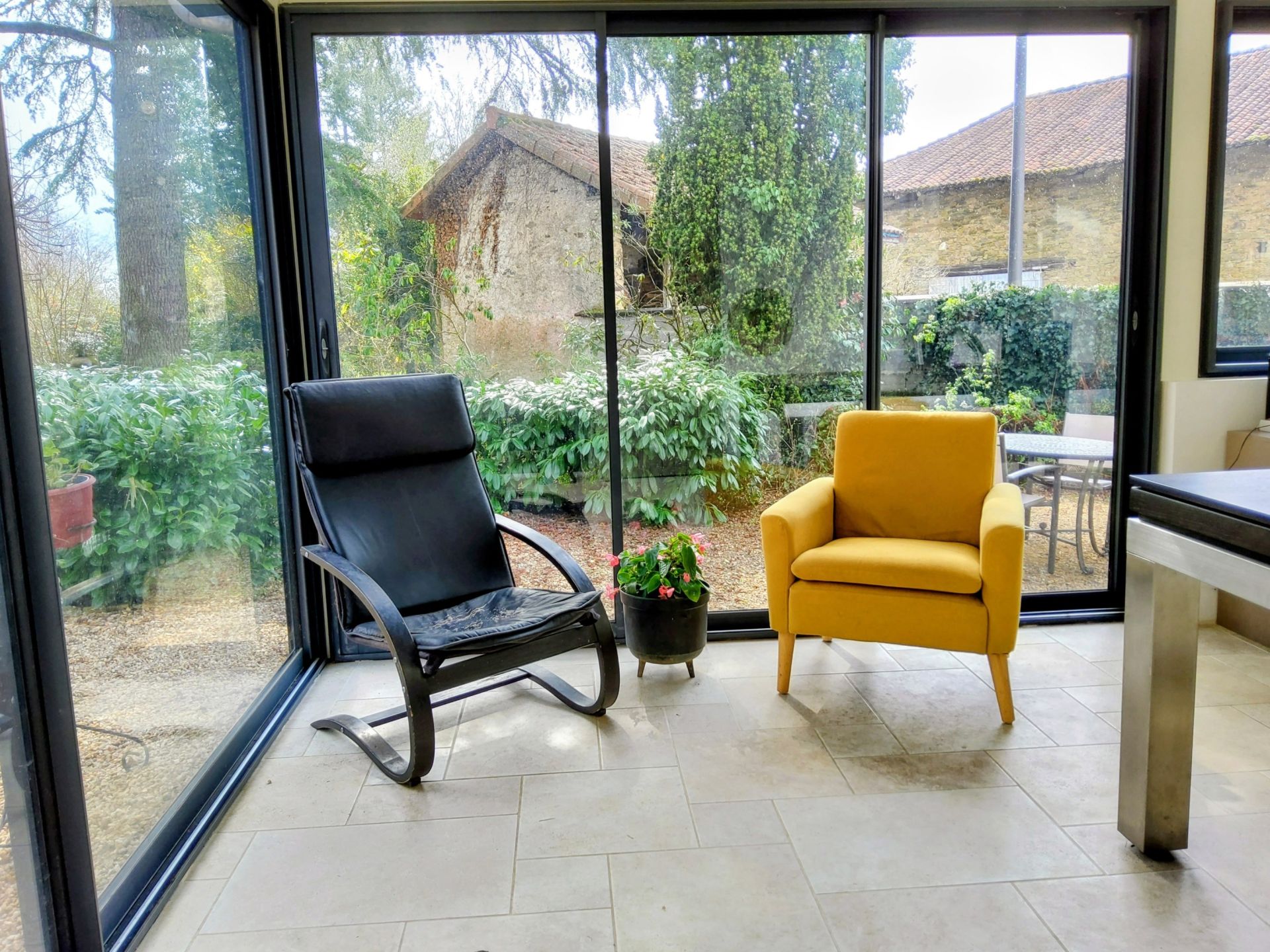 maison 5 Pièces en vente sur ORADOUR SUR VAYRES (87150)