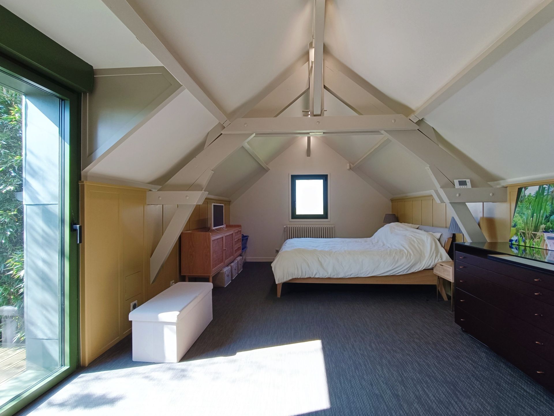 maison contemporaine 8 Pièces en vente sur HOUDAN (78550)