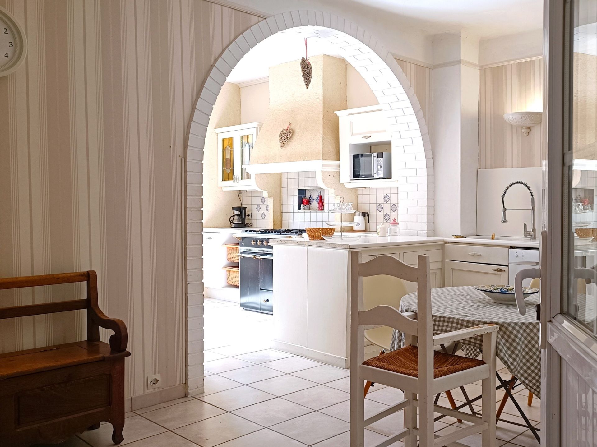 maison de ville 8 Pièces en vente sur BONNIERES SUR SEINE (78270)