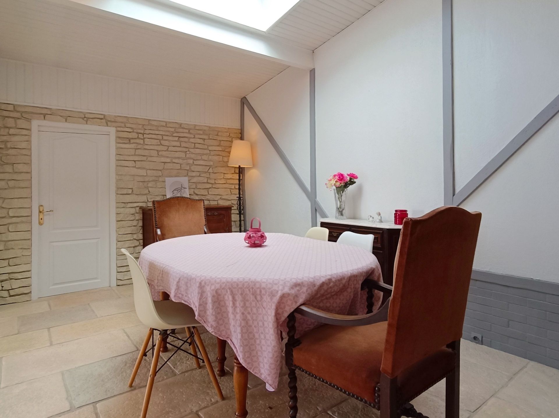 maison de ville 8 Pièces en vente sur BONNIERES SUR SEINE (78270)