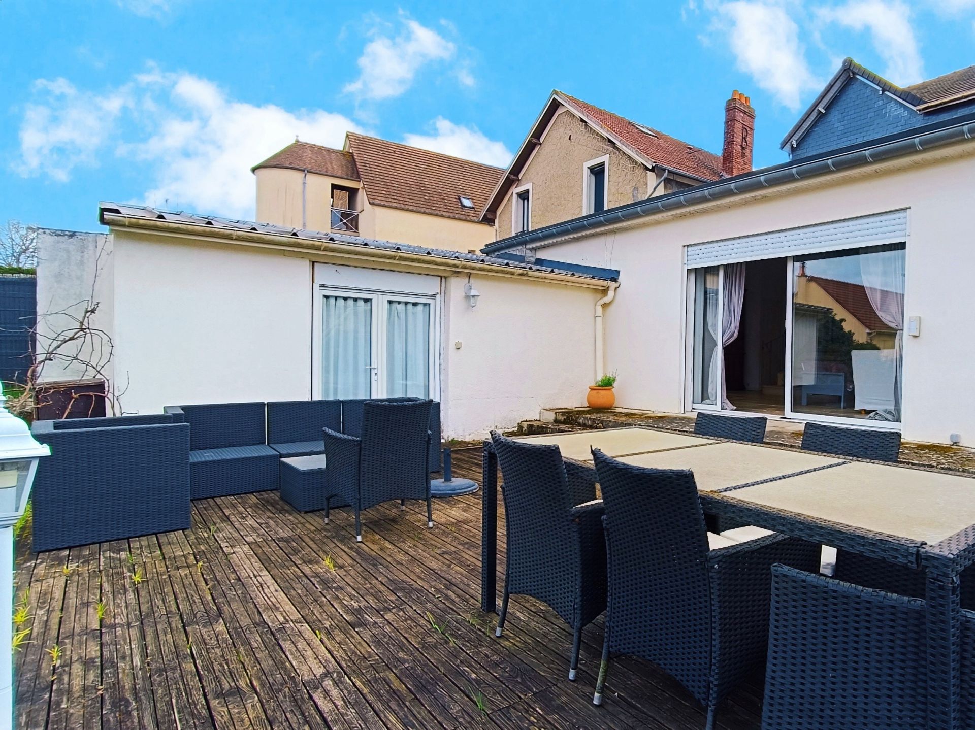 maison de ville 8 Pièces en vente sur BONNIERES SUR SEINE (78270)