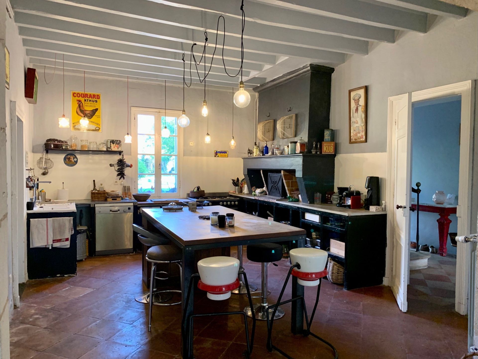 maison 8 Pièces en vente sur LES ARTIGUES DE LUSSAC (33570)