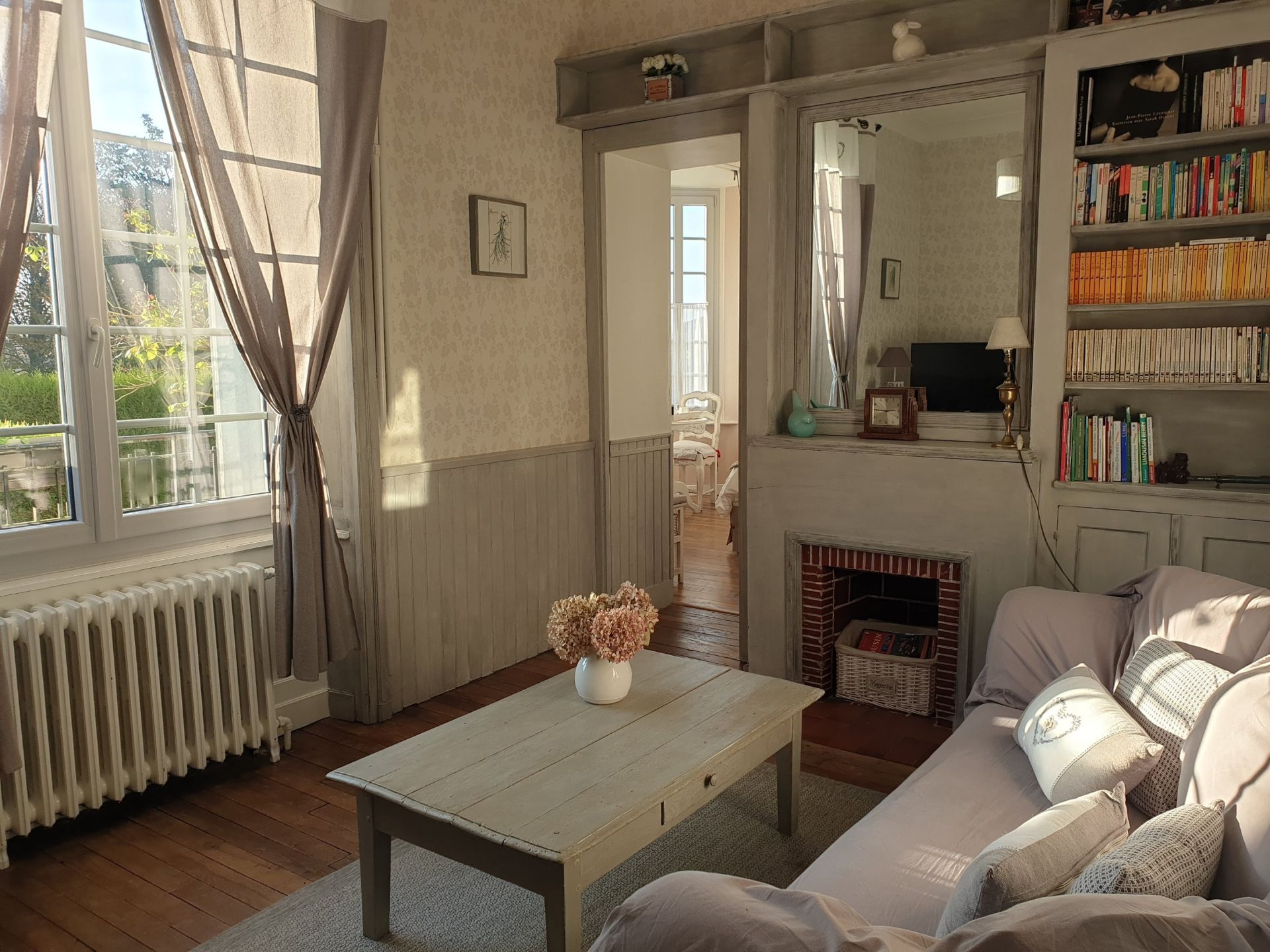 maison bourgeoise 10 Pièces en vente sur CHALUS (87230)