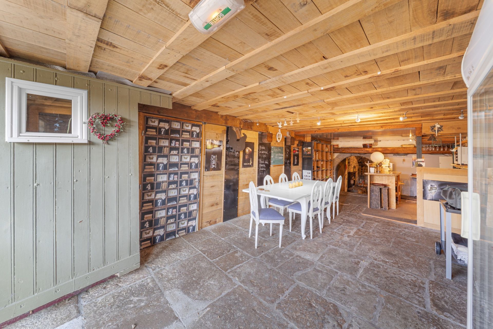 maison 10 Pièces en vente sur PUPILLIN (39600)