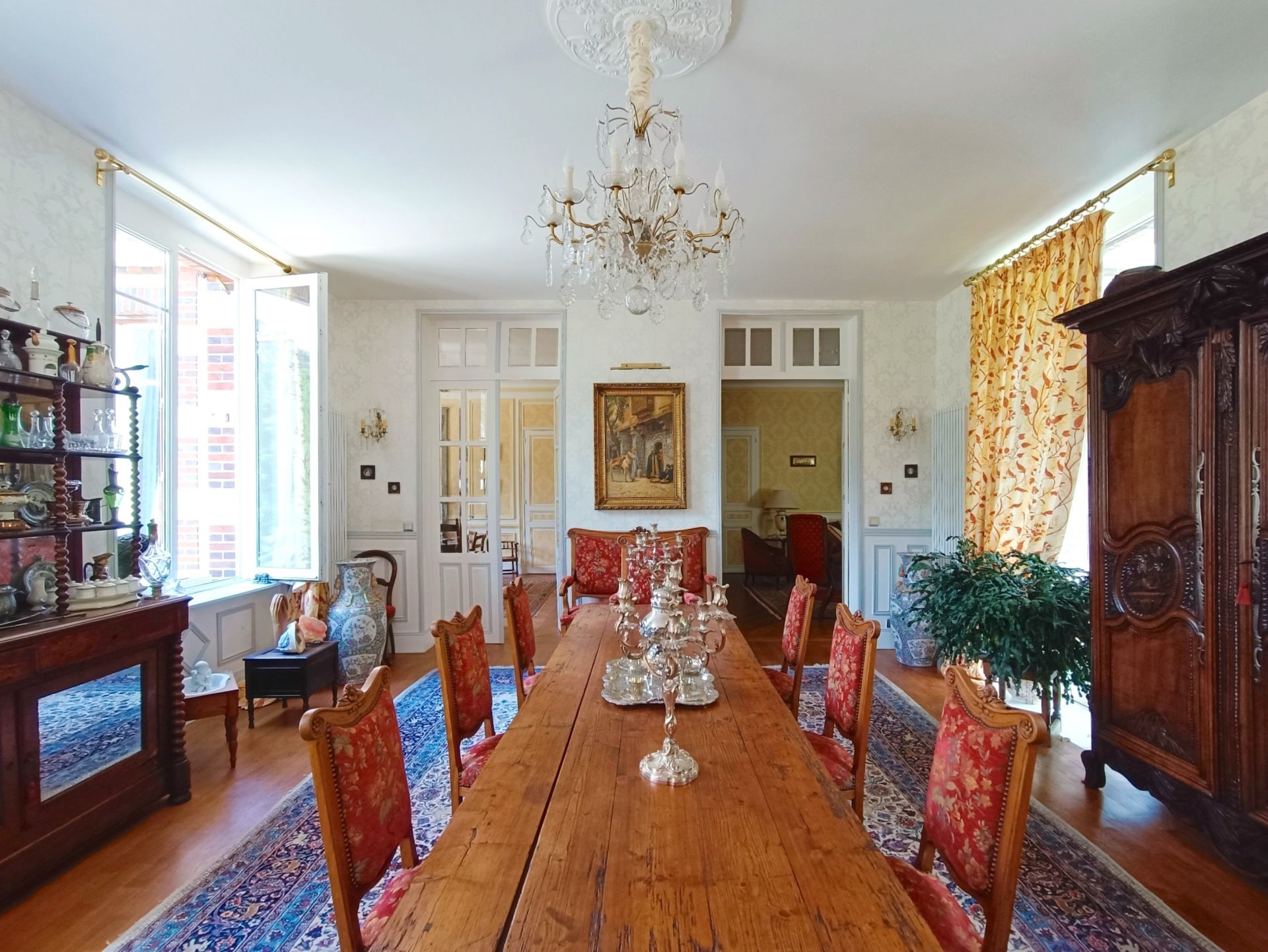 maison bourgeoise 16 Pièces en vente sur NOGENT LE ROI (28210)