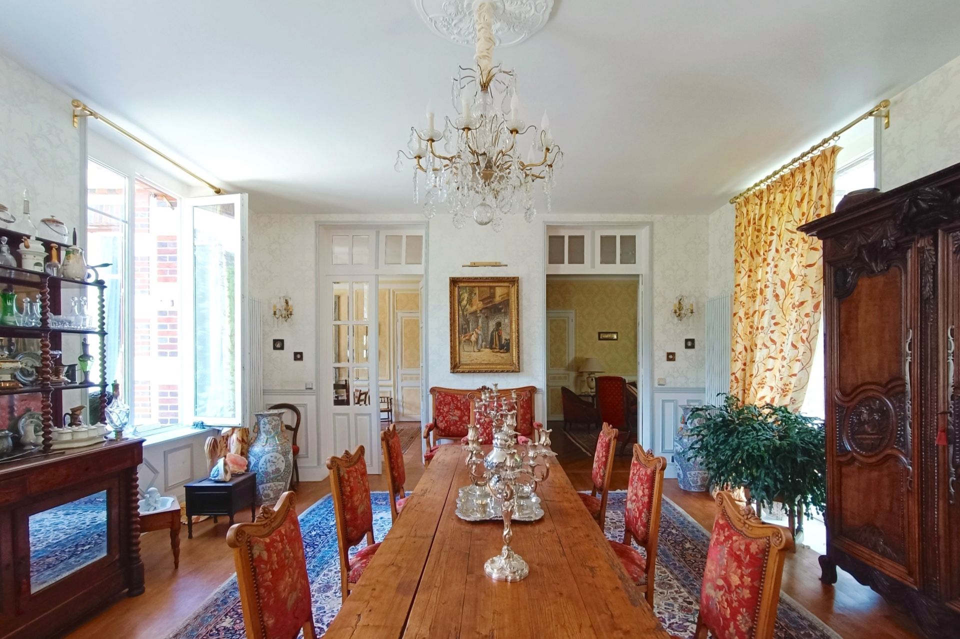 maison bourgeoise 16 Pièces en vente sur NOGENT LE ROI (28210)