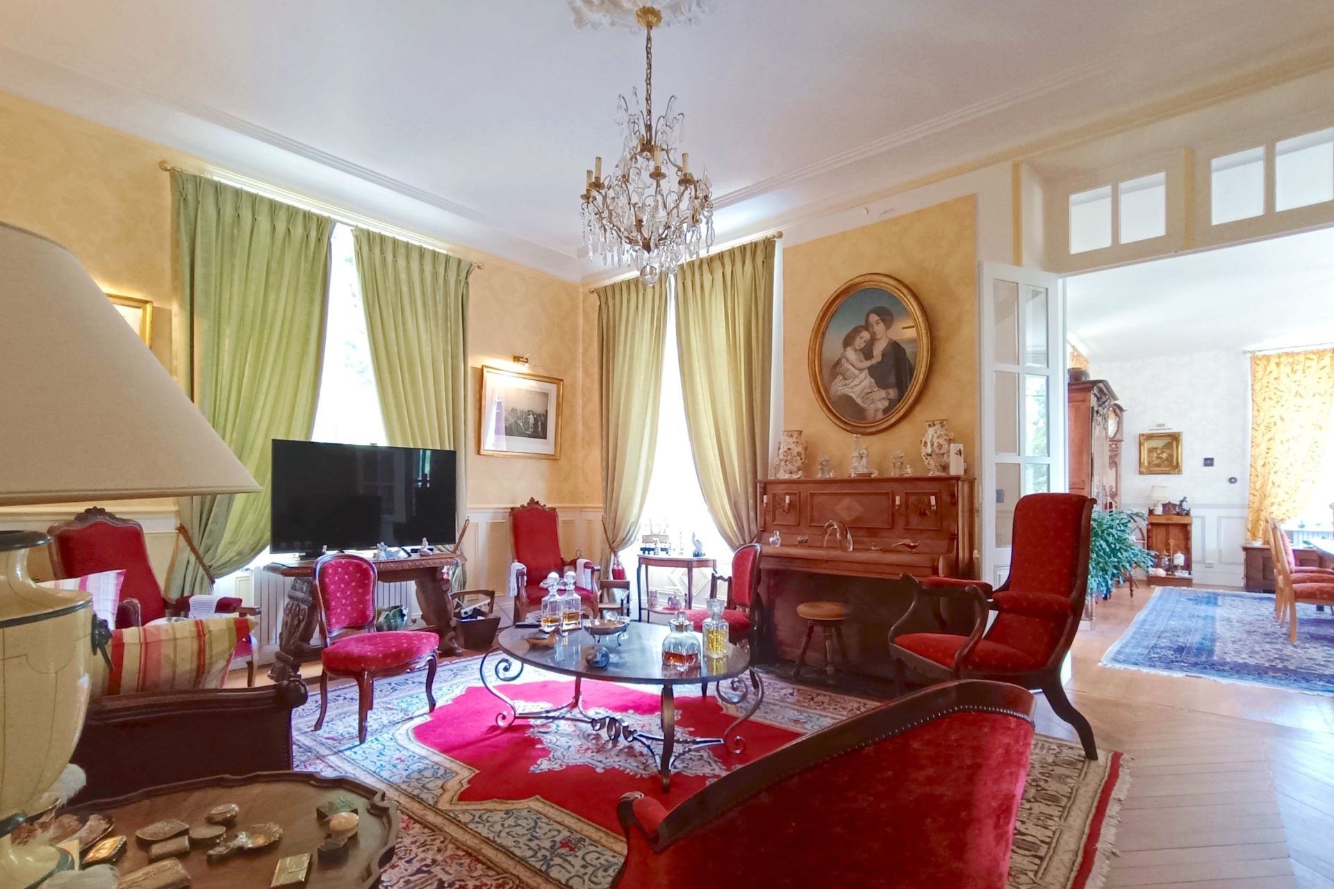 maison bourgeoise 16 Pièces en vente sur NOGENT LE ROI (28210)