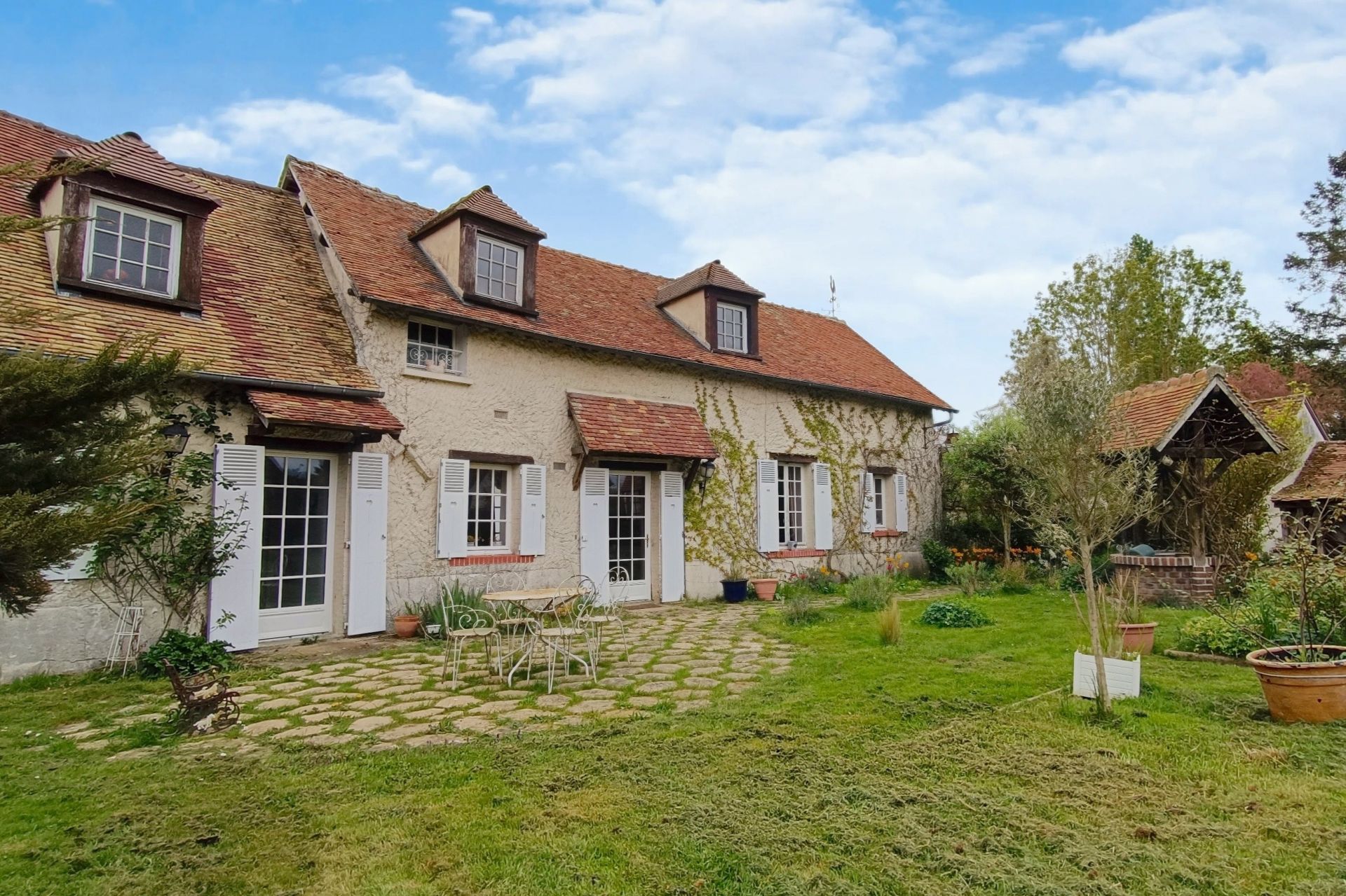 fermette 5 Pièces en vente sur HOUDAN (78550)