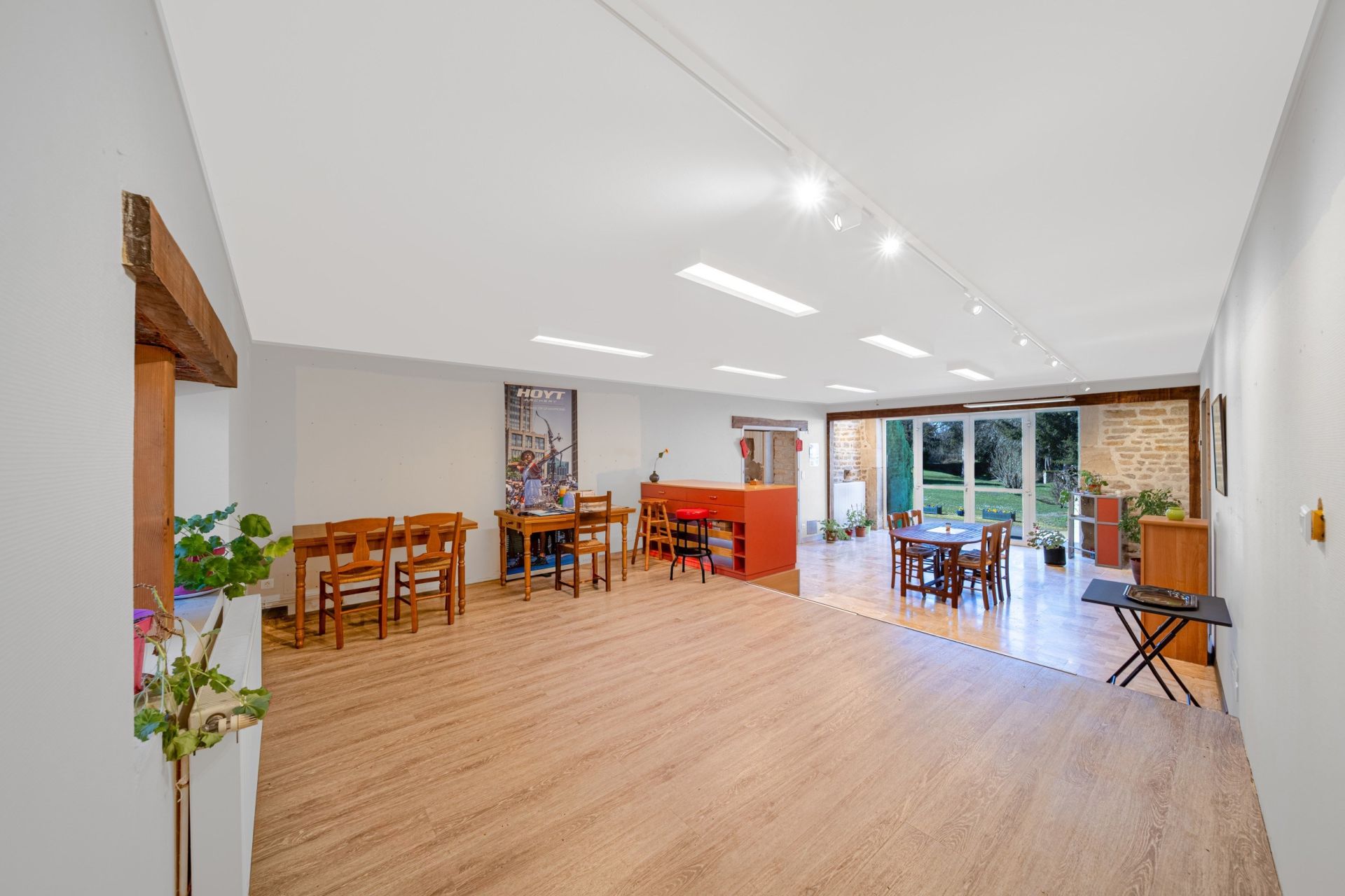 propriété 15 Pièces en vente sur VIEVY (21230)