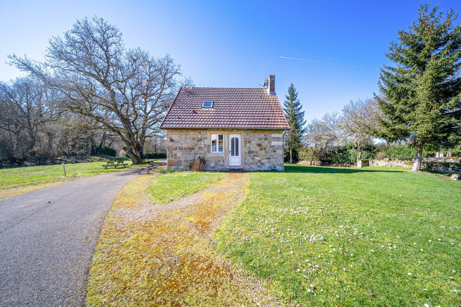 propriété 15 Pièces en vente sur VIEVY (21230)