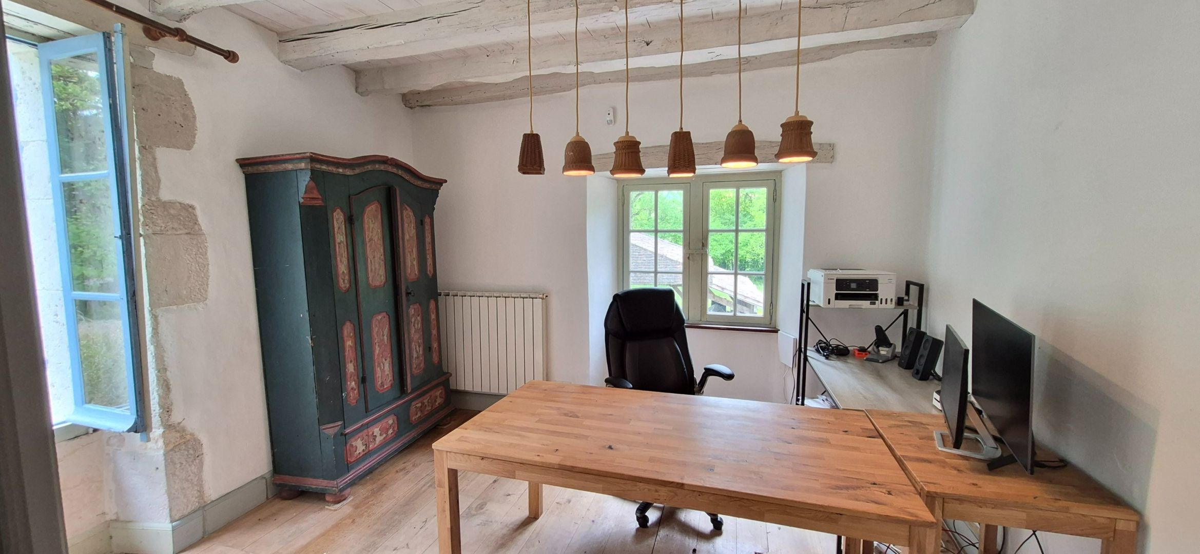 house 12 rooms for sale on LACOUR (82190)