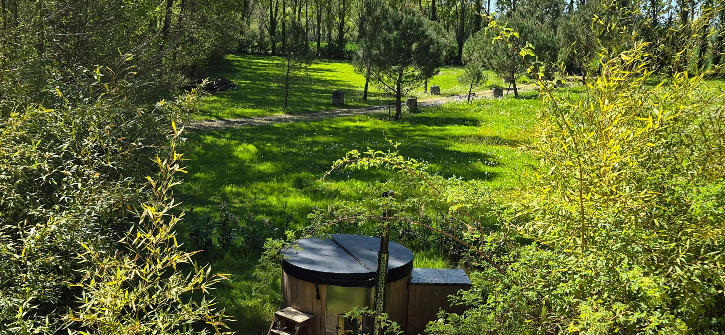 house 12 rooms for sale on LACOUR (82190)