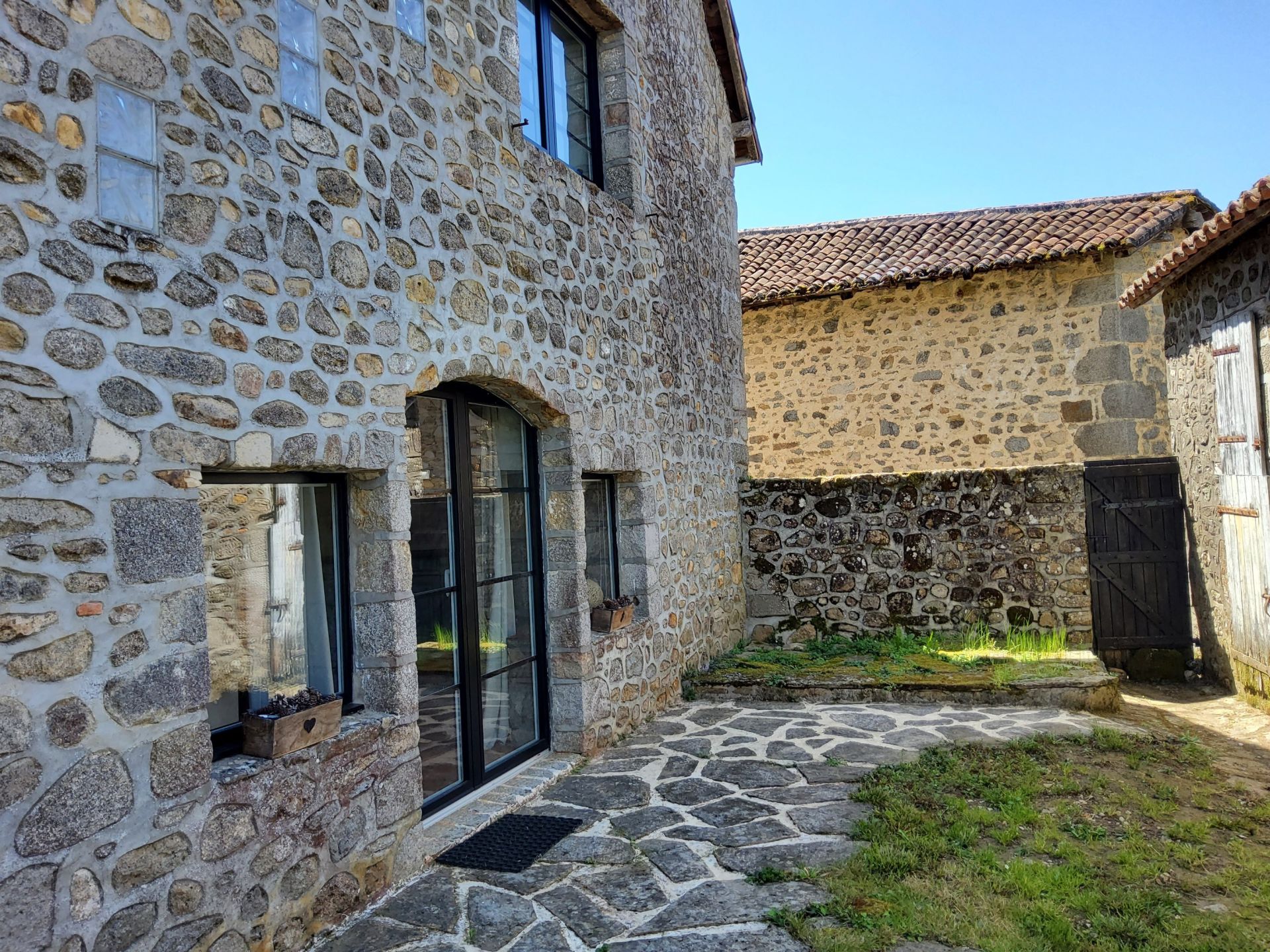 maison 7 Pièces en vente sur ETOUARS (24360)