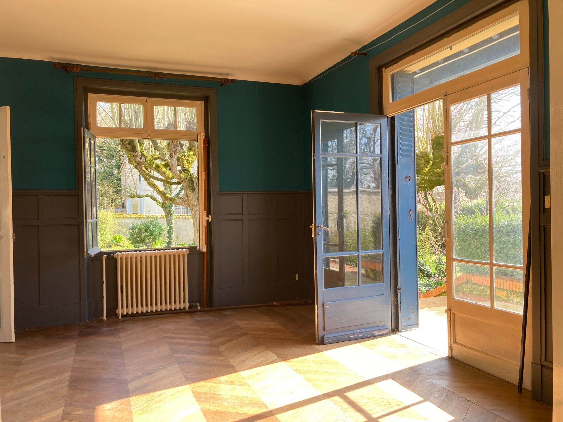 mansion 9 rooms for sale on COUILLY PONT AUX DAMES (77860)
